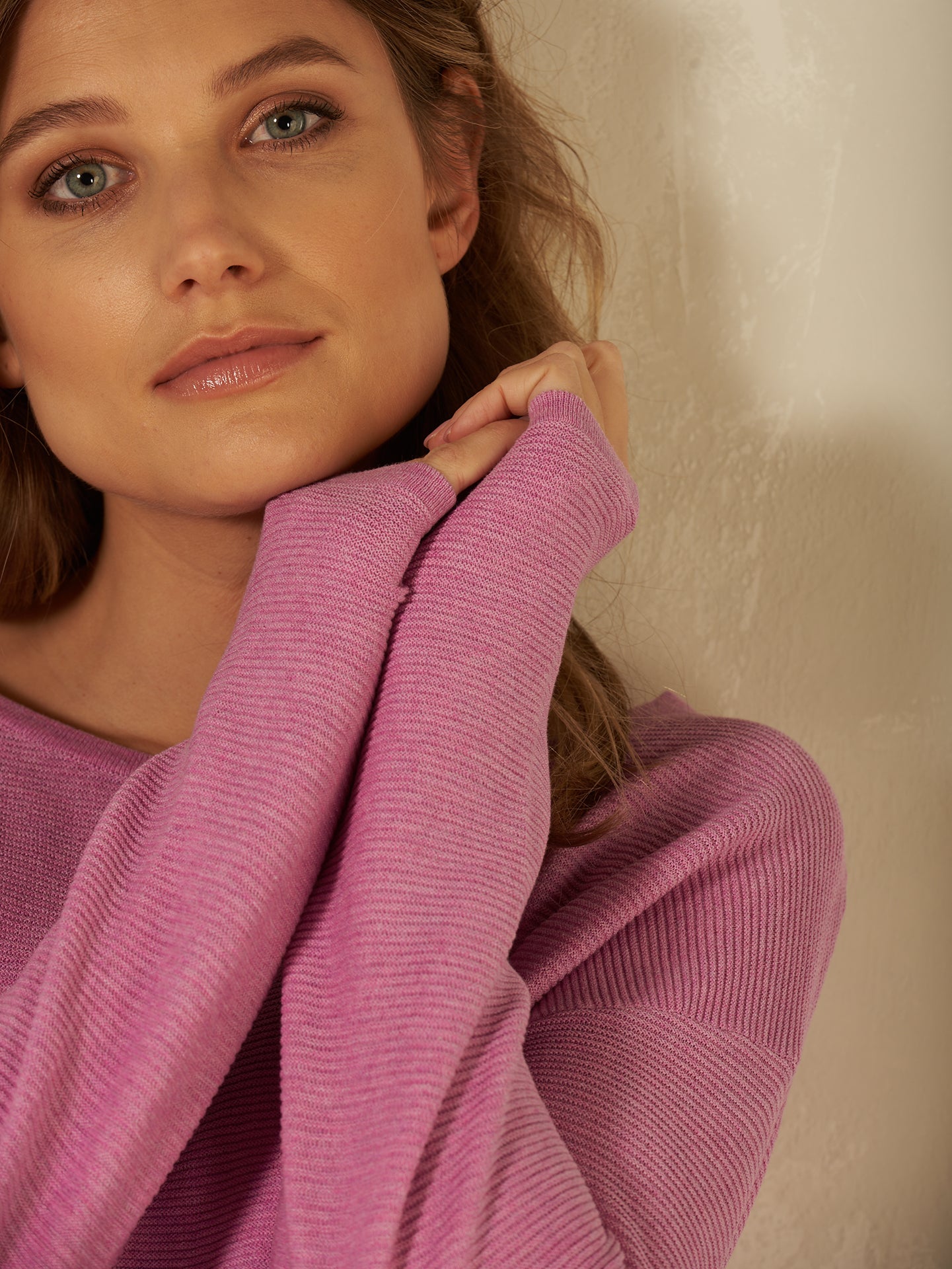 Maglione con scollo rotondo
