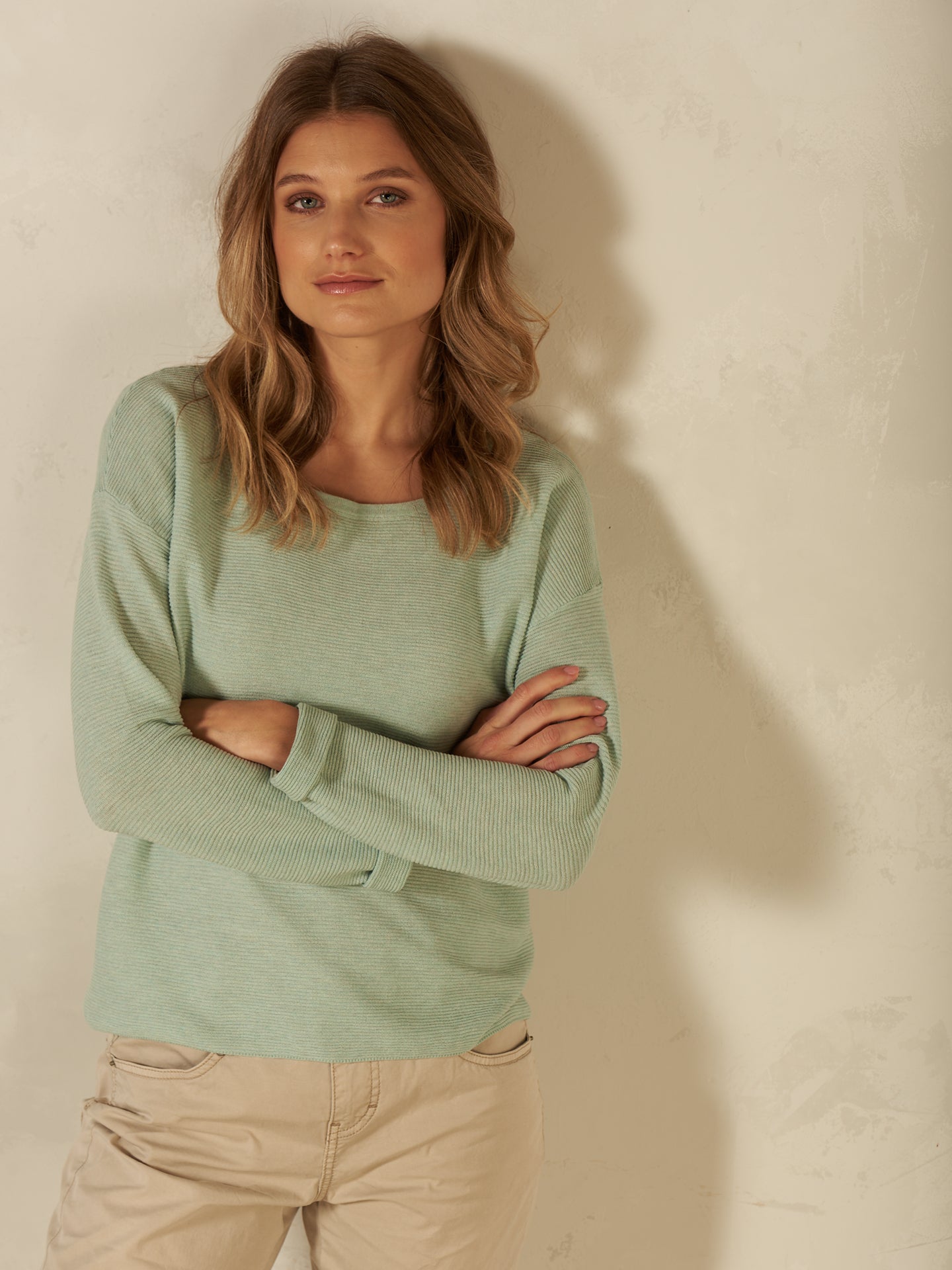 Maglione con scollo rotondo