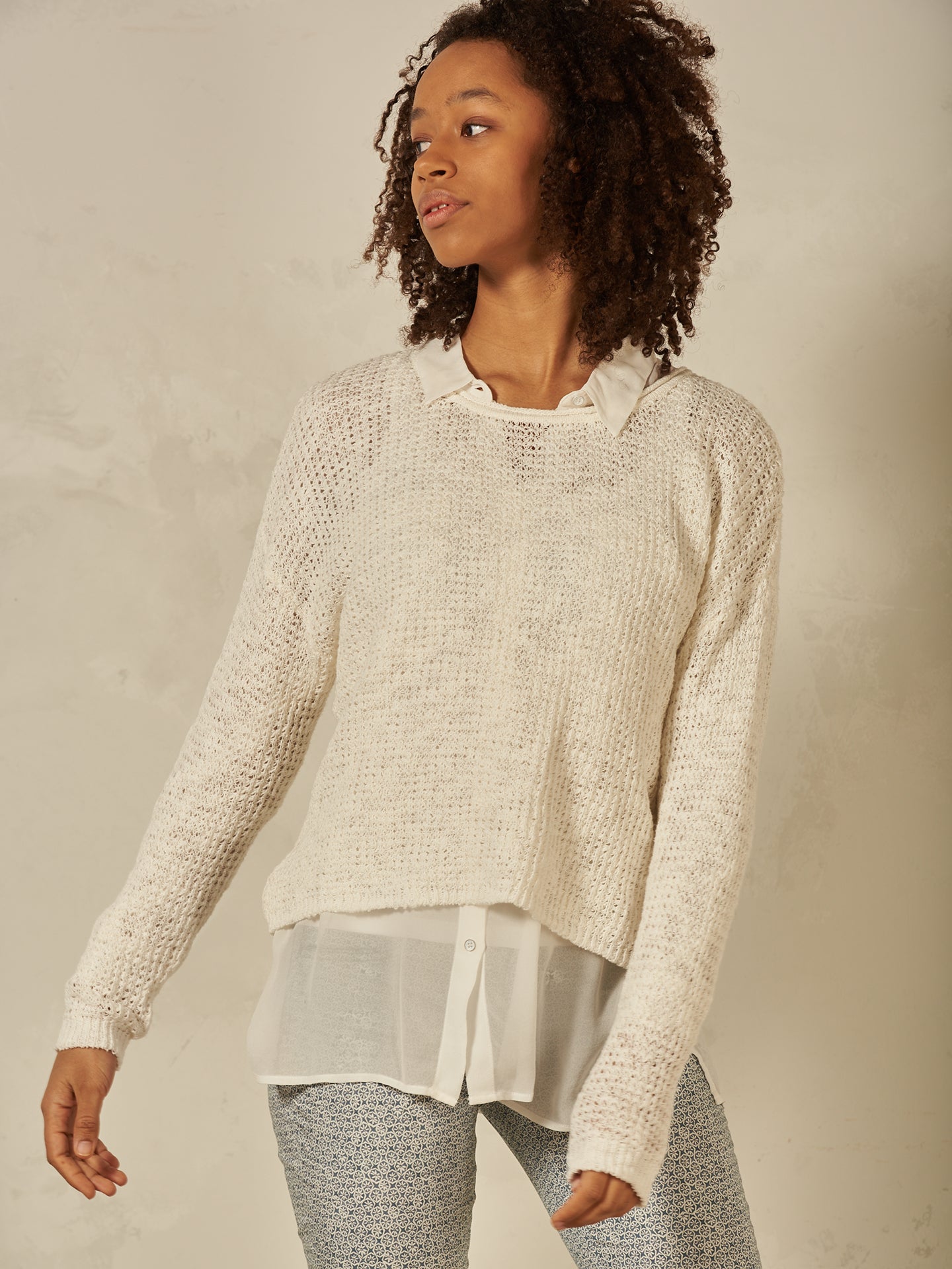 Maglione con scollo rotondo