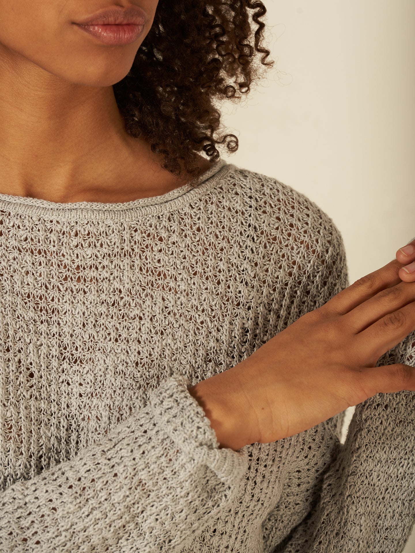 Maglione con scollo rotondo