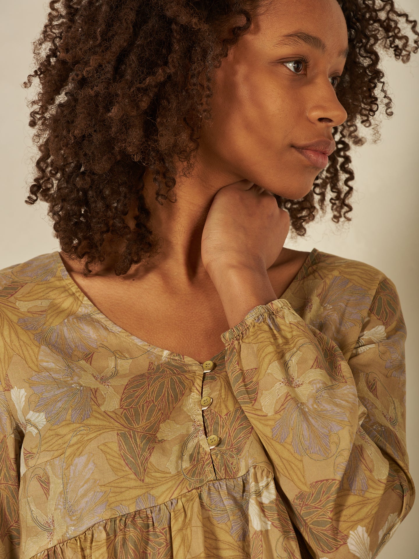 Bluse mit Volant