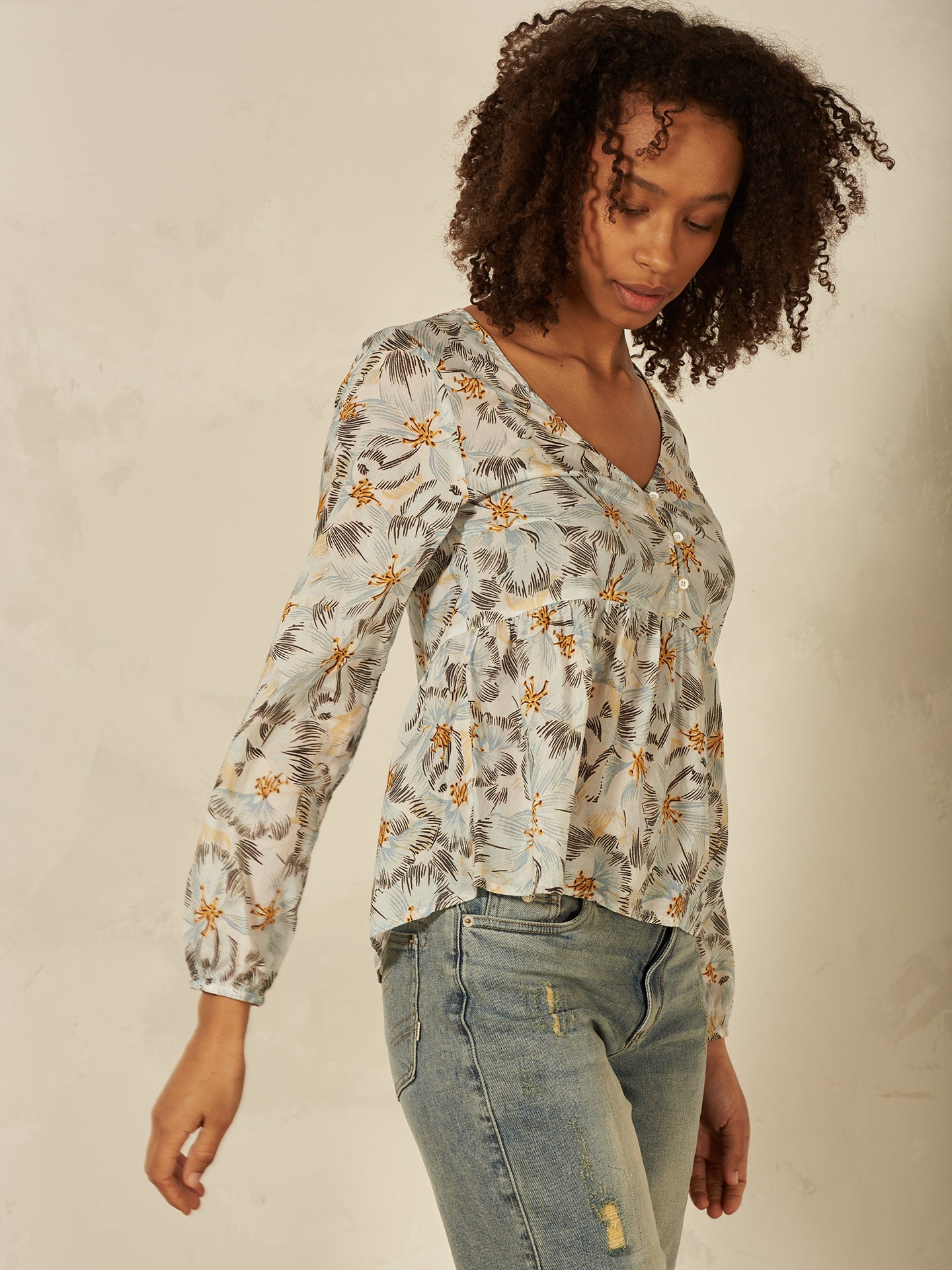 Bluse mit Volant
