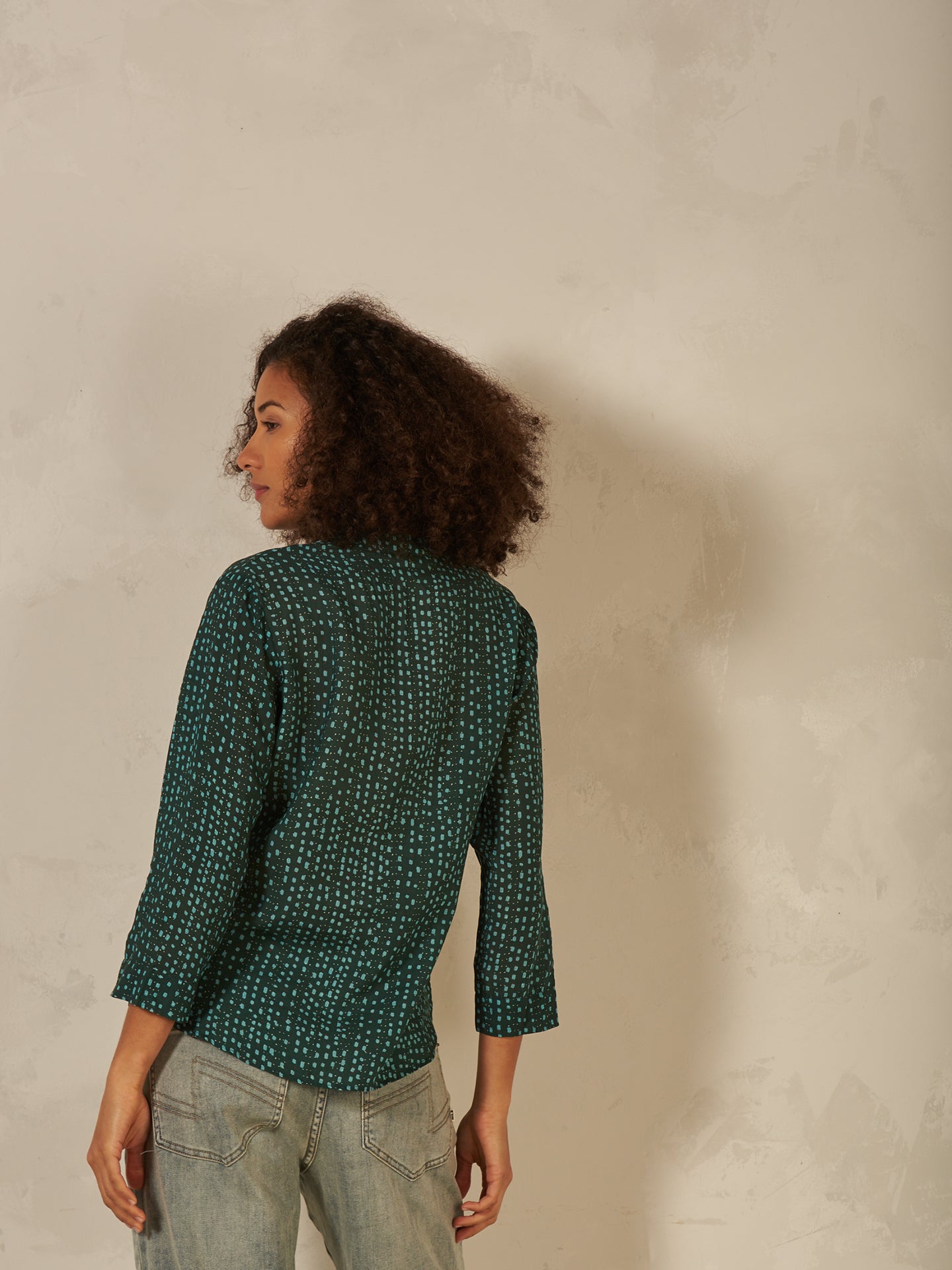 Blusa a maniche lunghe