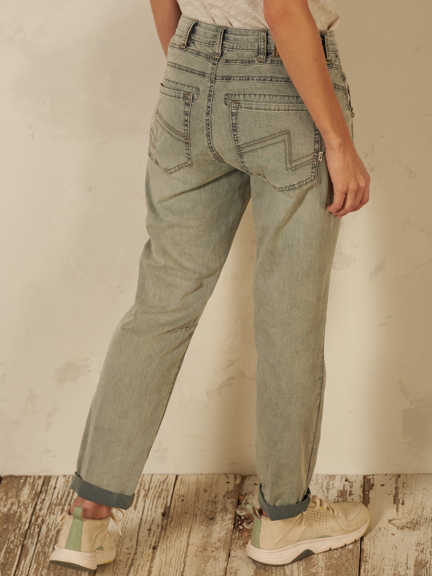 Pantaloni affusolati