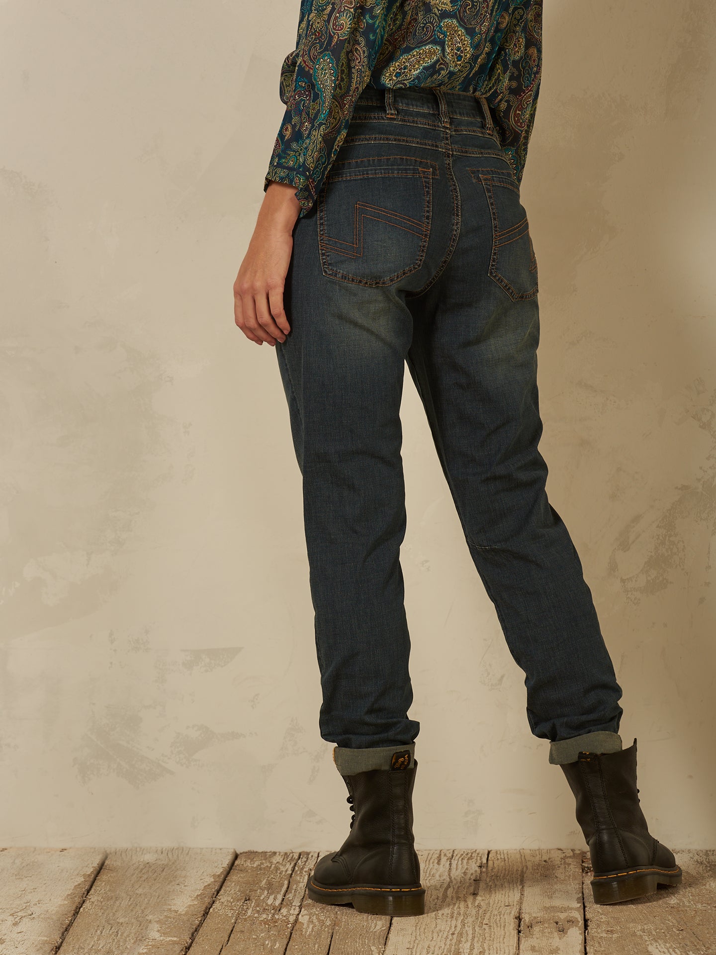 Pantaloni affusolati