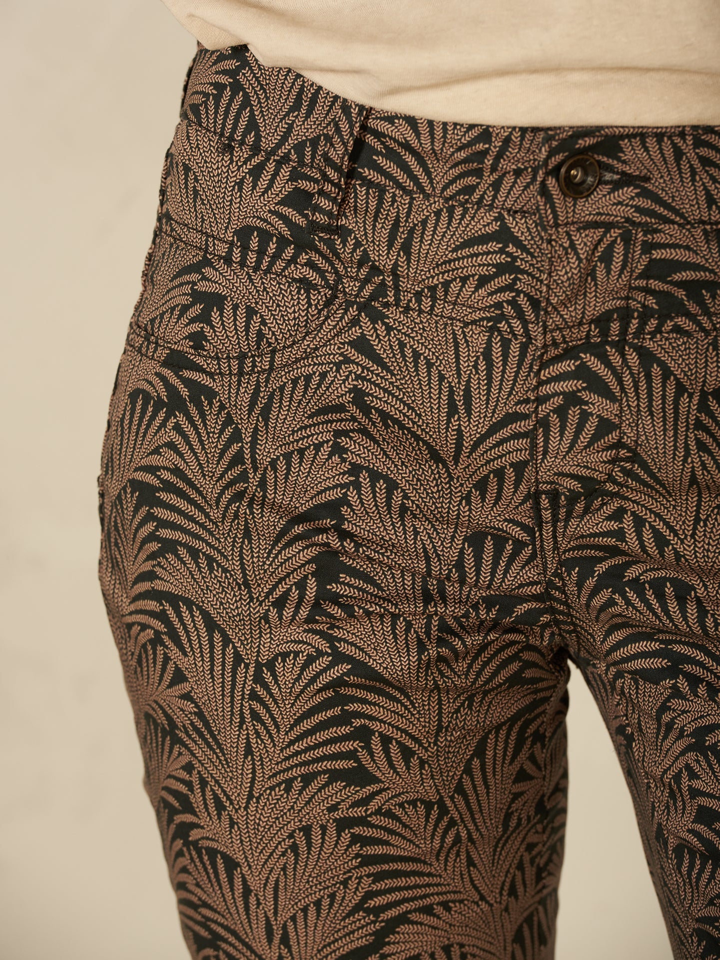 Pantaloni con stampa