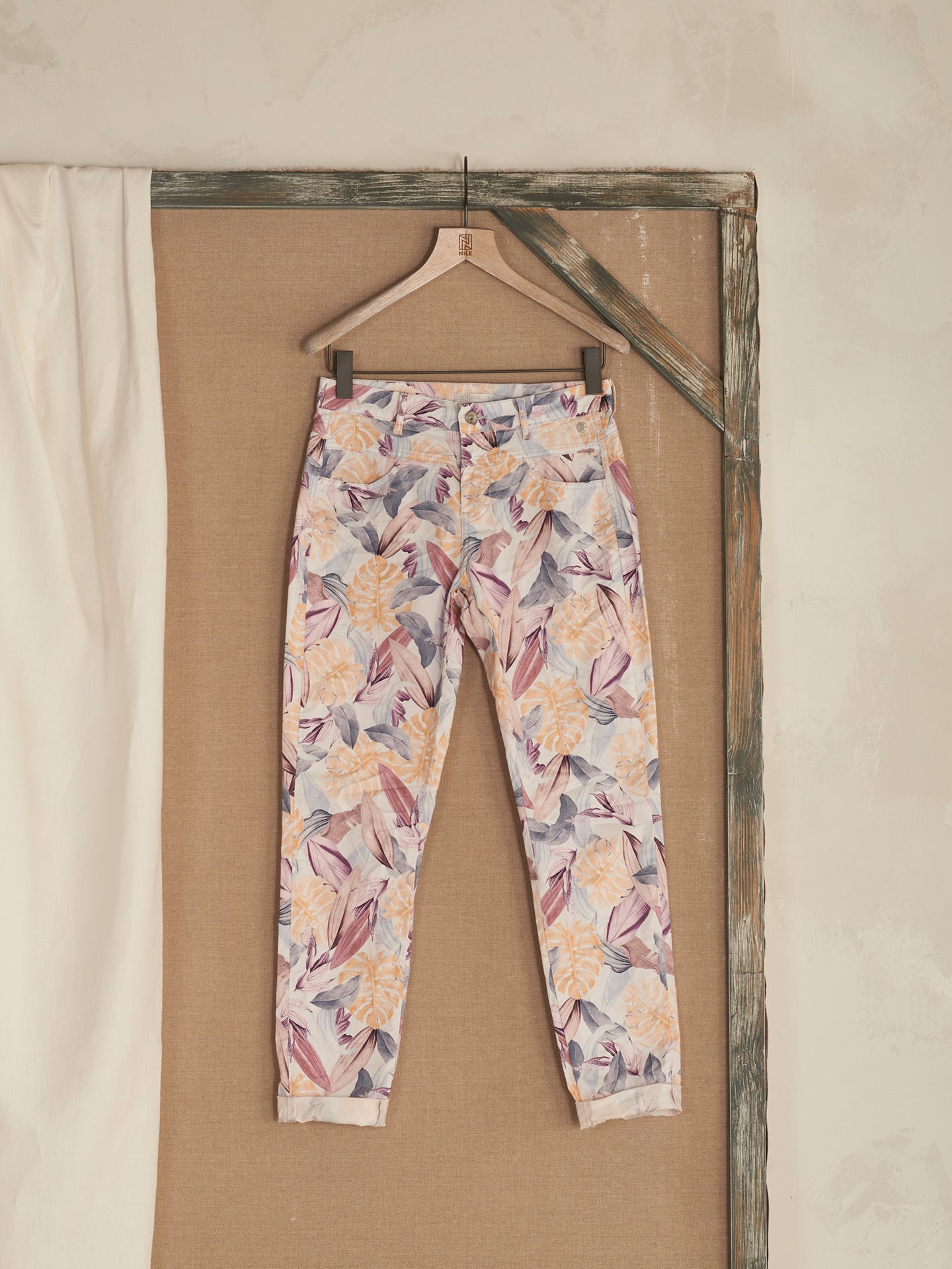 Pantaloni con stampa