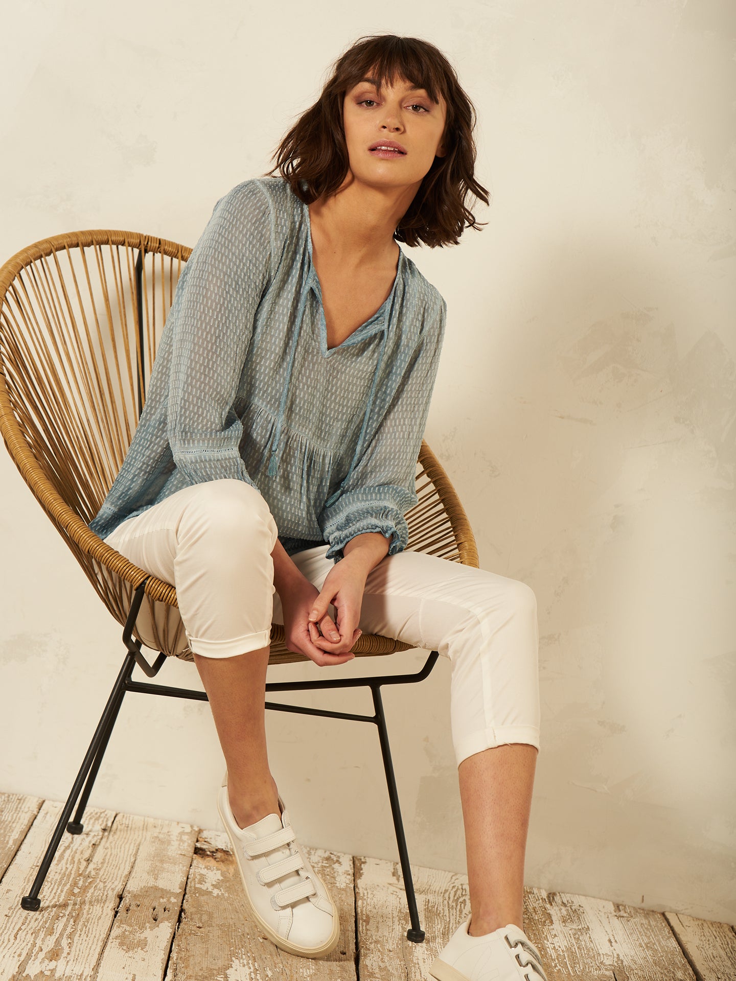 Bluse mit Häkeldetail