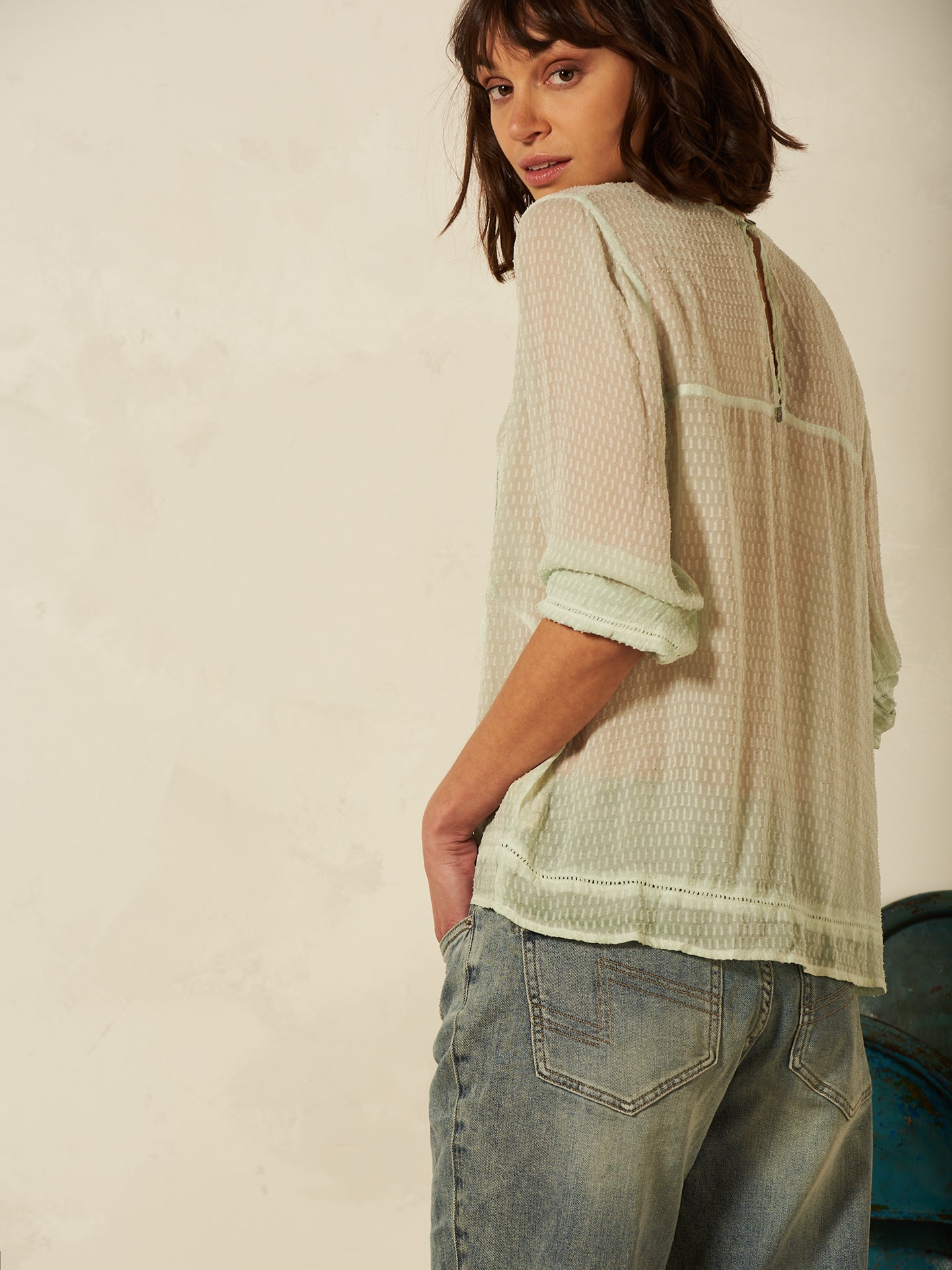 Bluse mit Häkeldetail