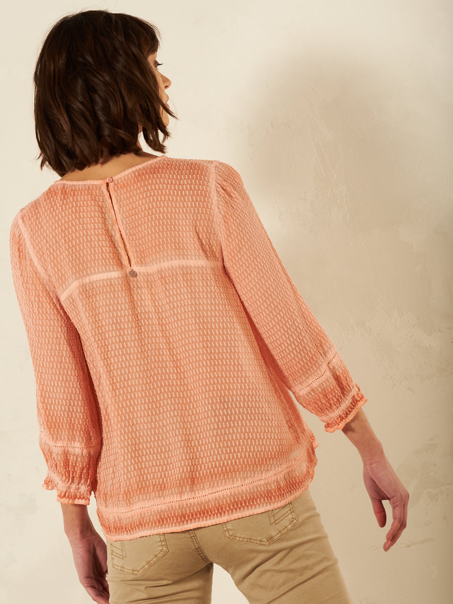 Bluse mit Häkeldetail