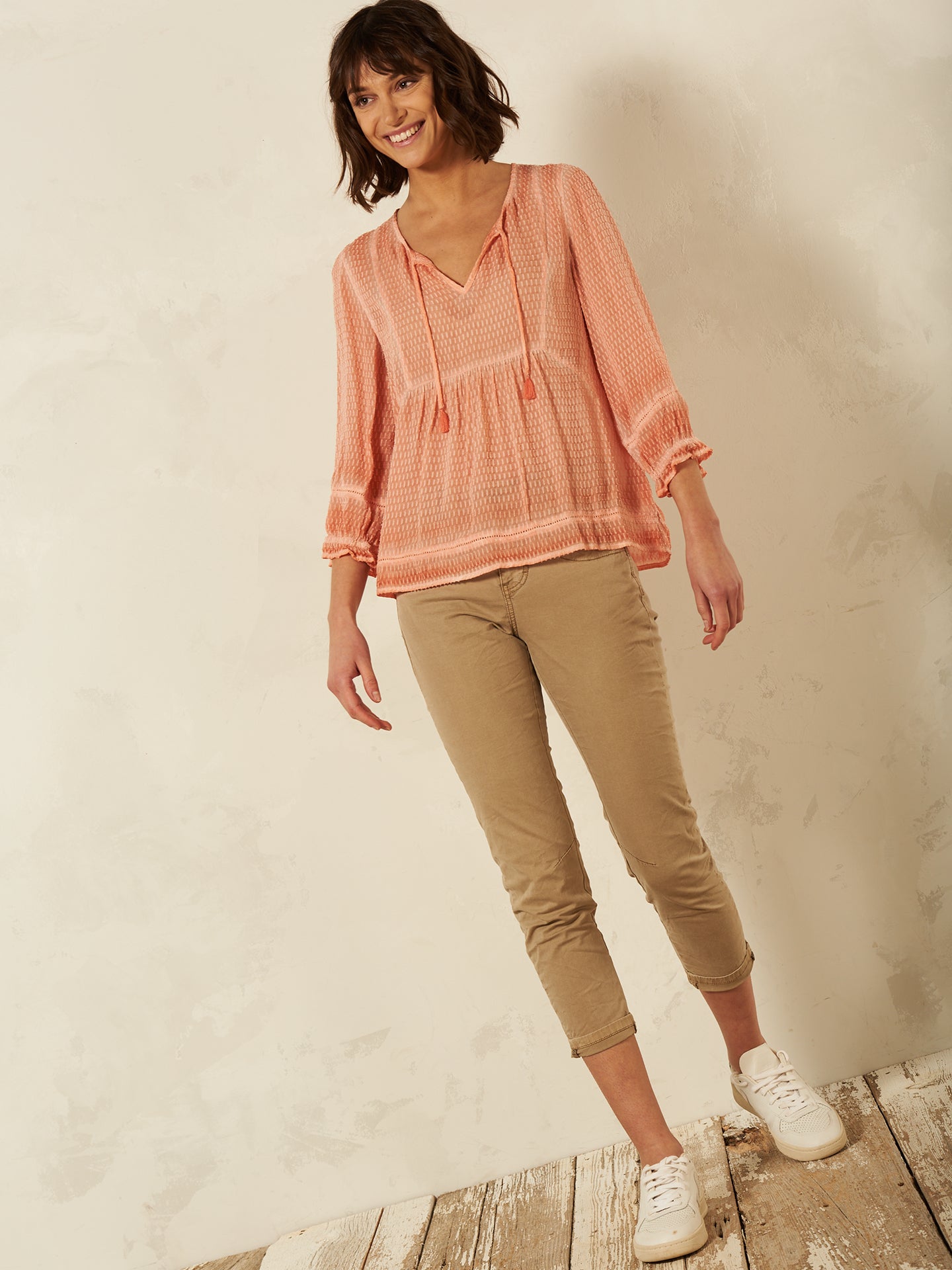 Bluse mit Häkeldetail