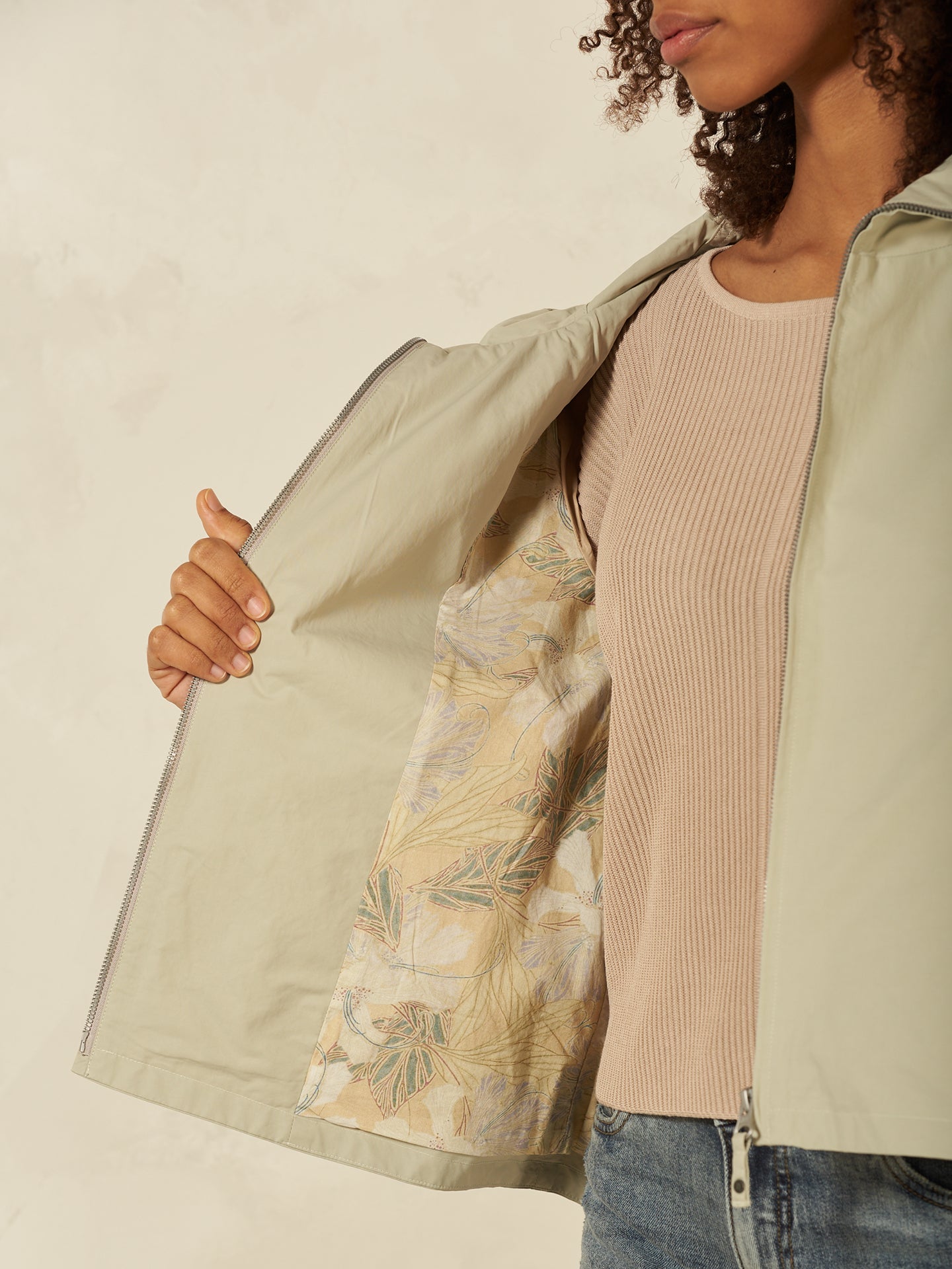Jacke mit Kapuze
