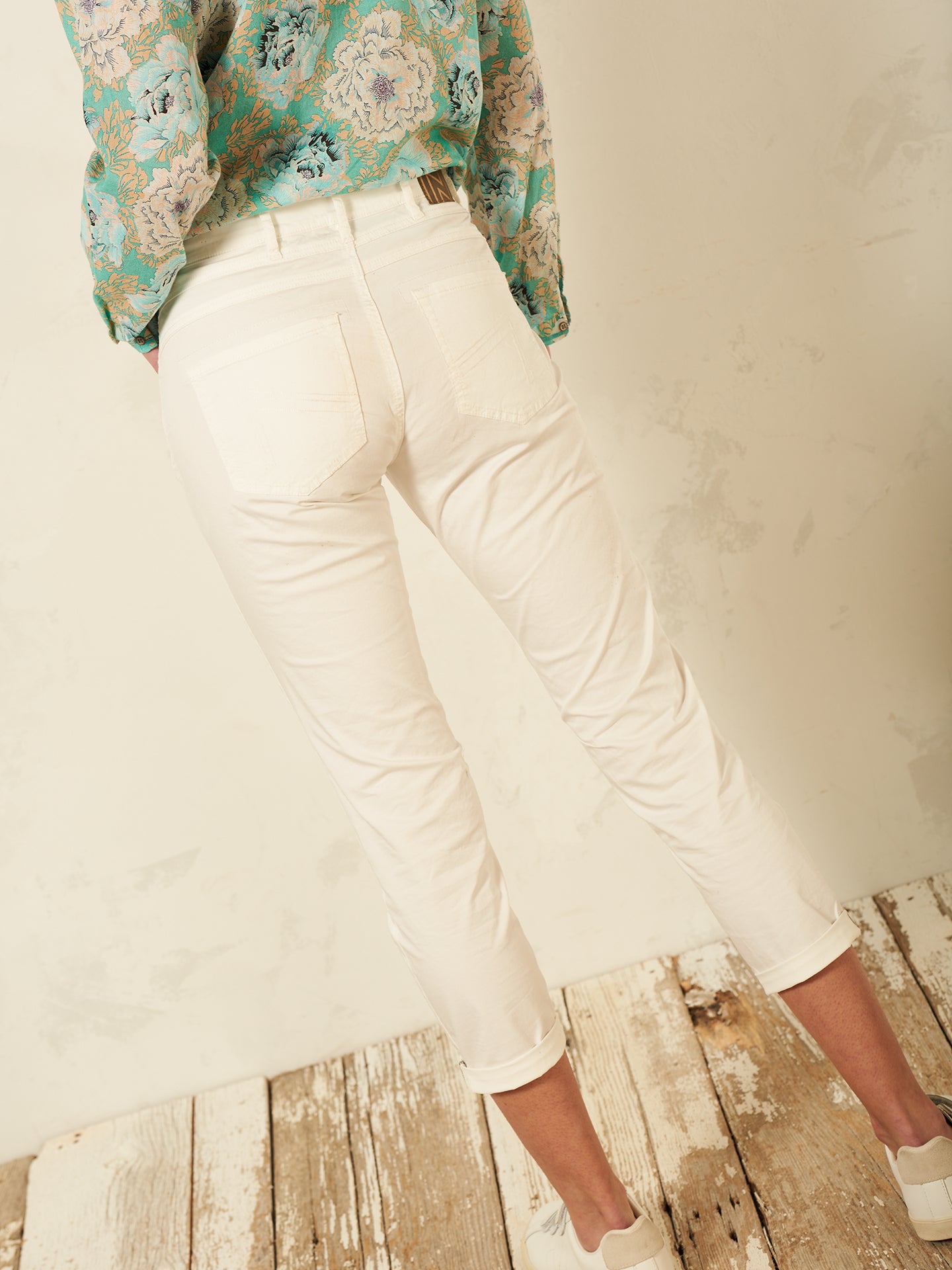pantalon tapered