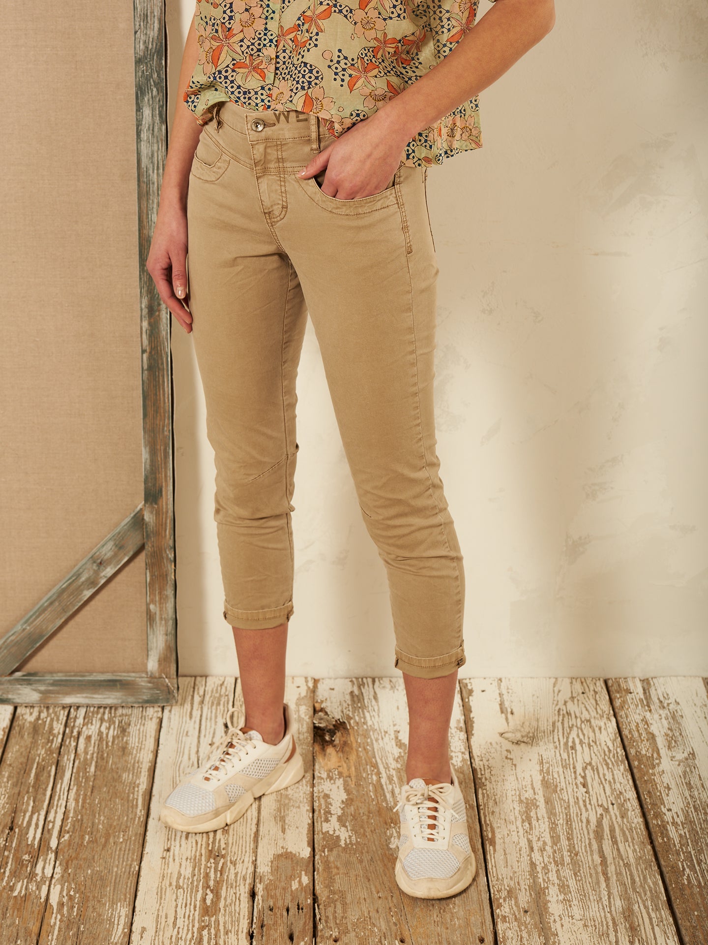 pantalon tapered