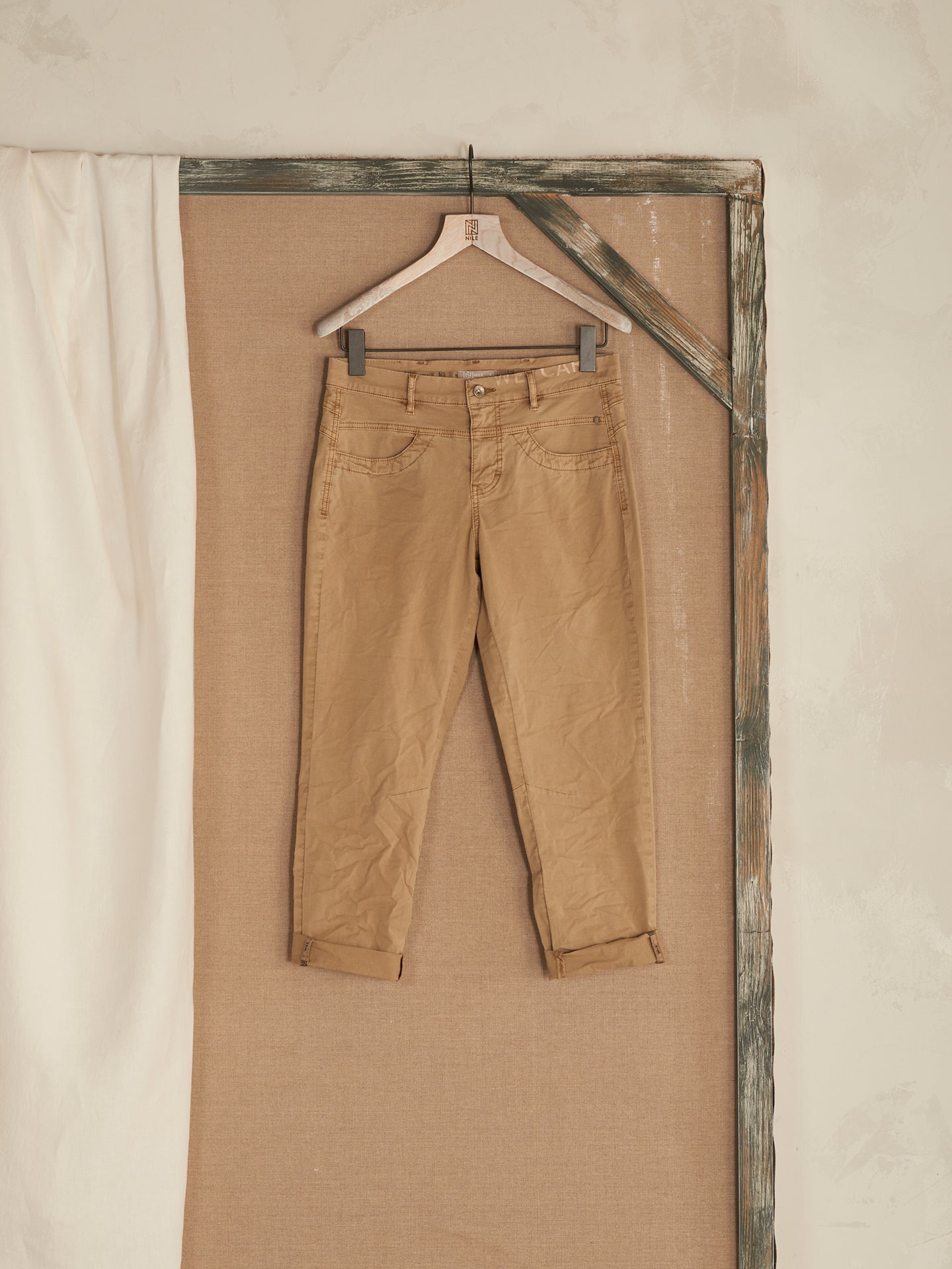 pantalon tapered