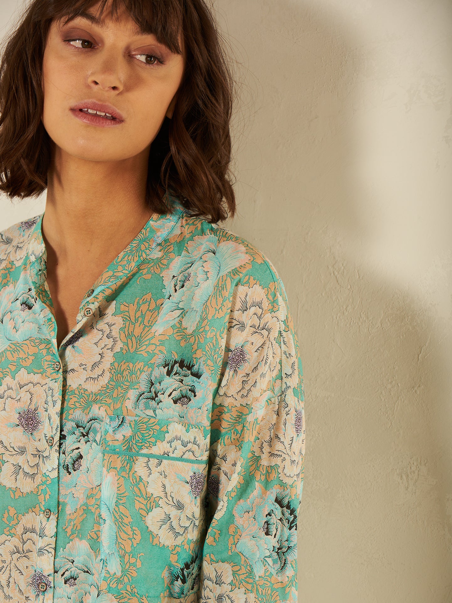 blouse avec patte de boutonnage