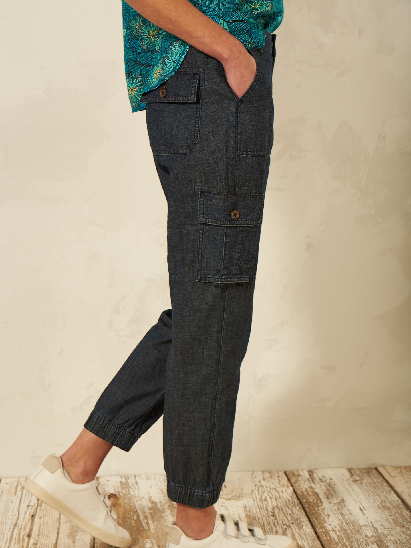 Hose Cargo