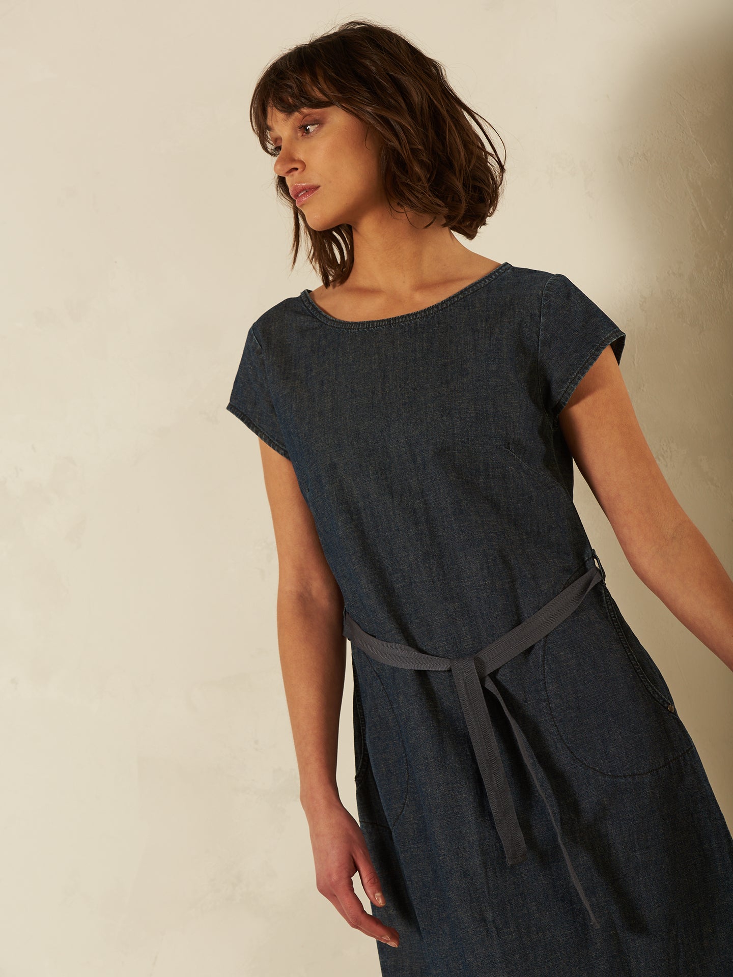 Kleid mit Leinen