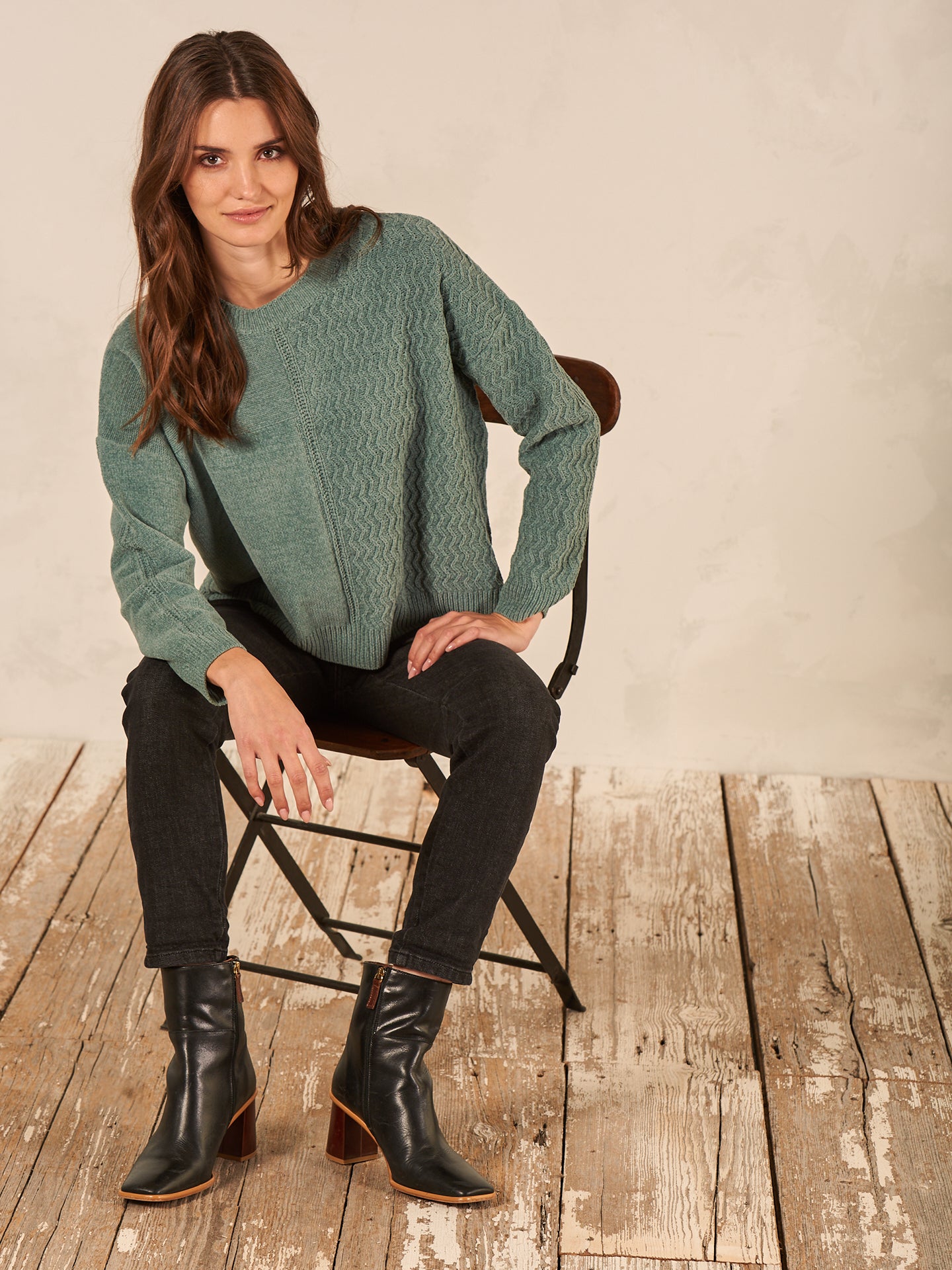 Knitted sweater with pattern