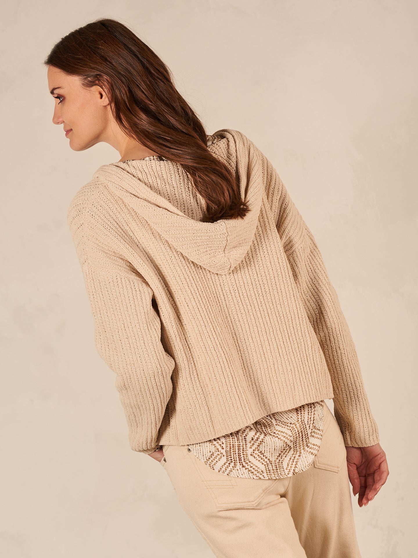 Strickjacke mit Kapuze