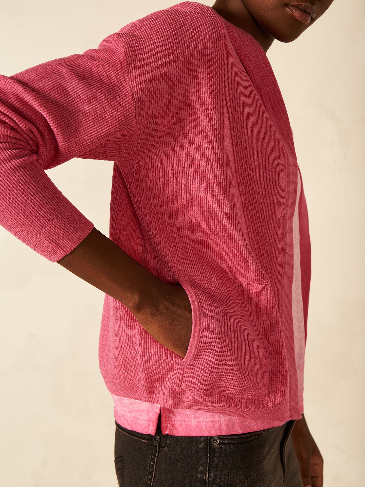 Strickjacke mit Kapuze
