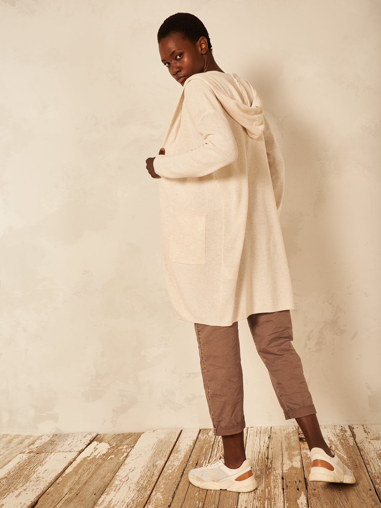 Strickjacke mit Kapuze