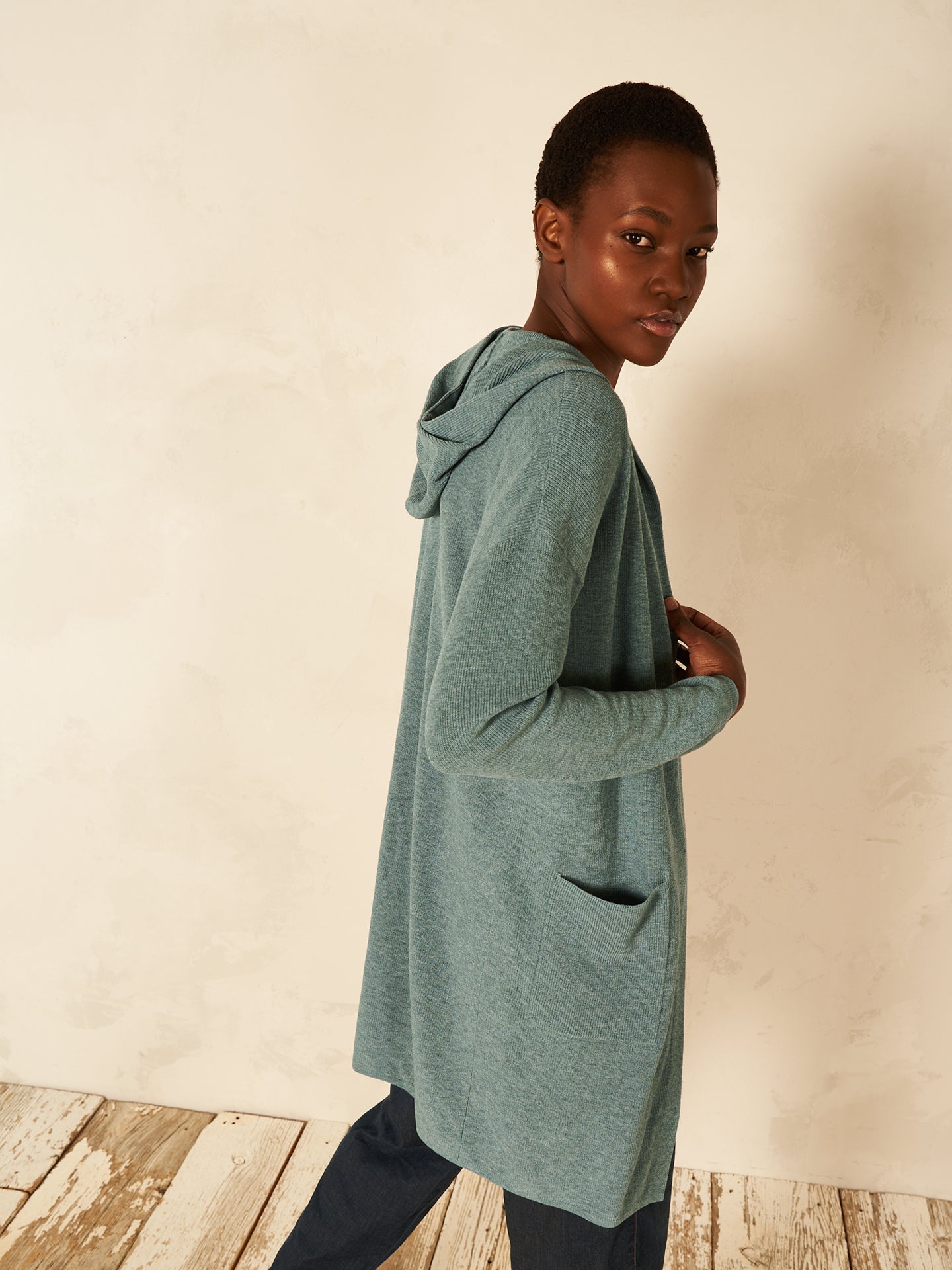 Strickjacke mit Kapuze