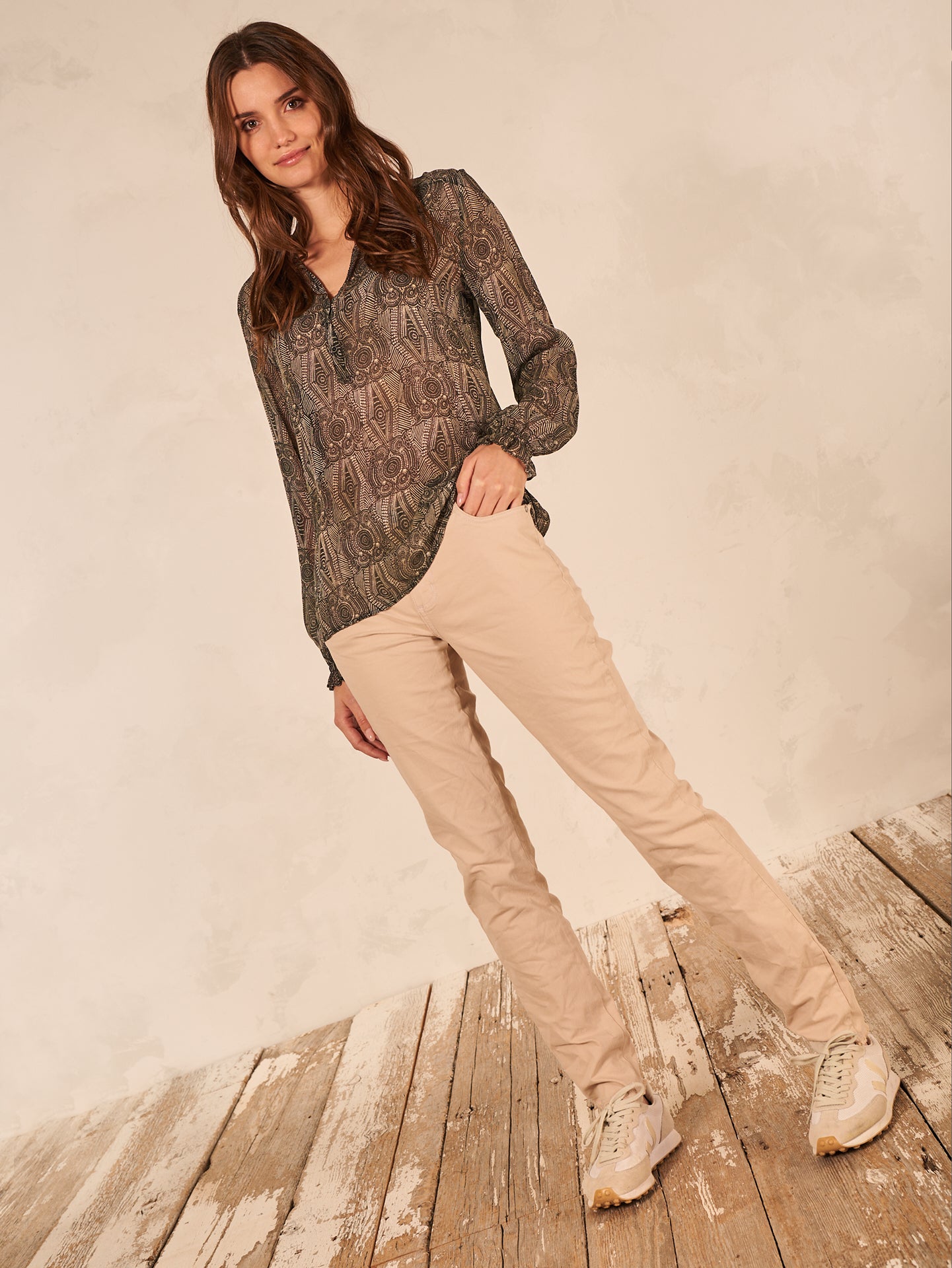 blouse avec patte de boutonnage