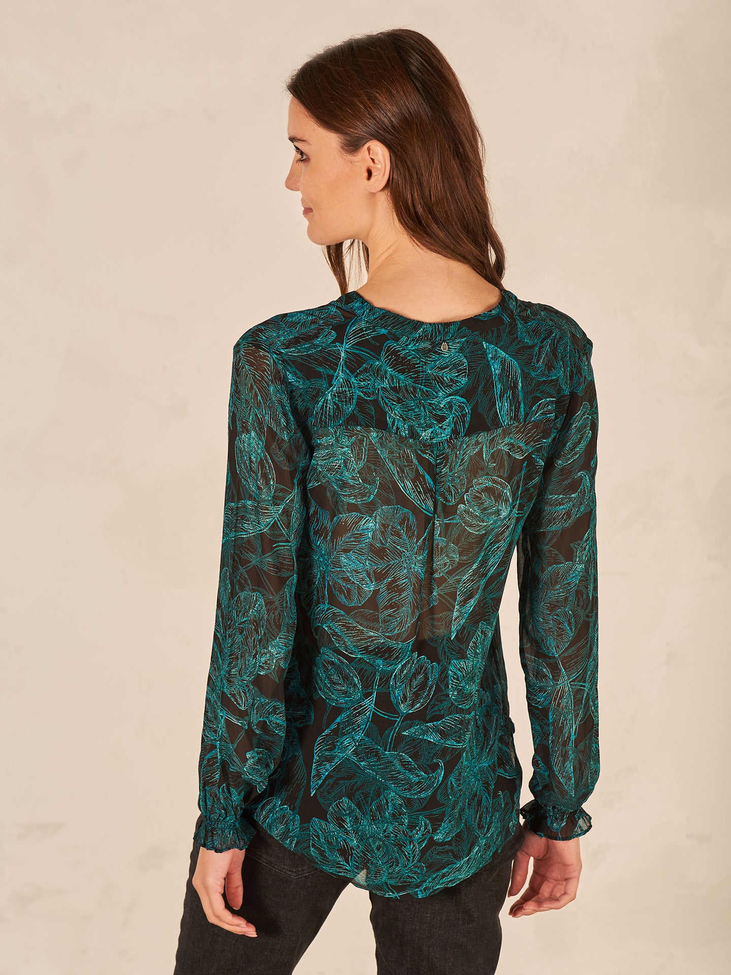 blouse avec patte de boutonnage