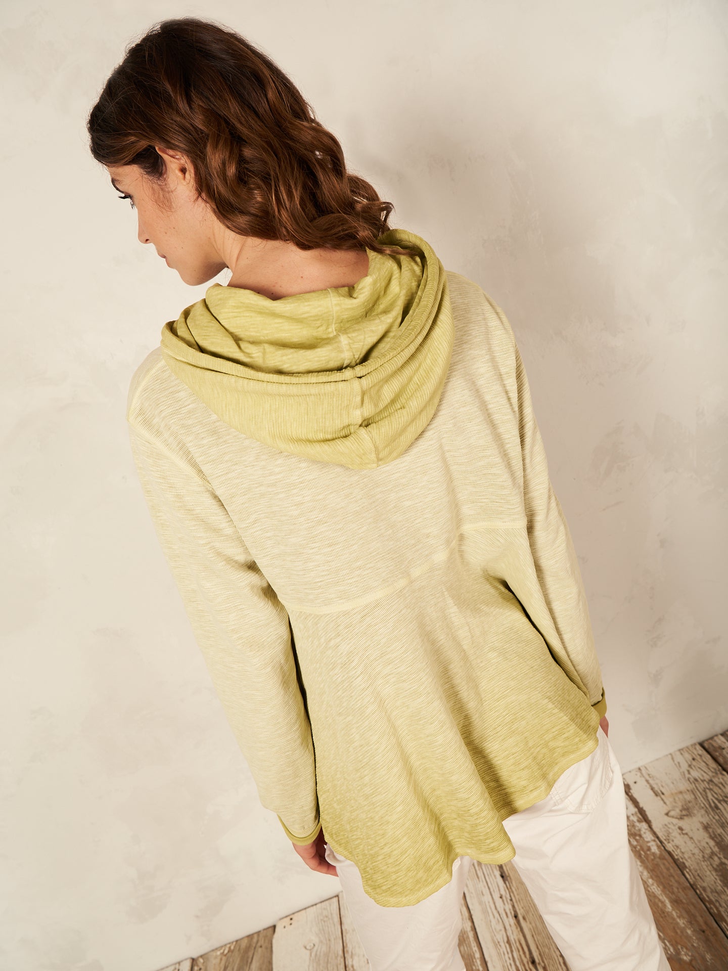 Pullover mit Kapuze