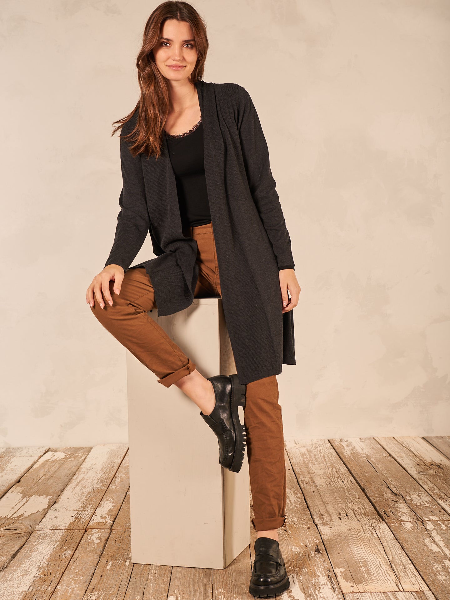 Long-sleeved shirt