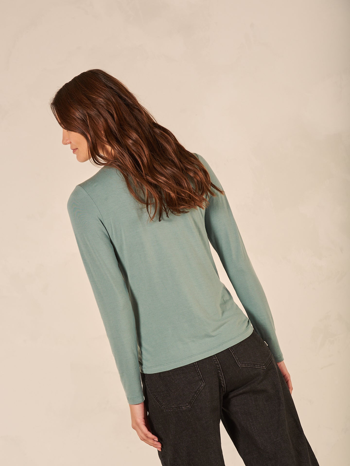 Long-sleeved shirt