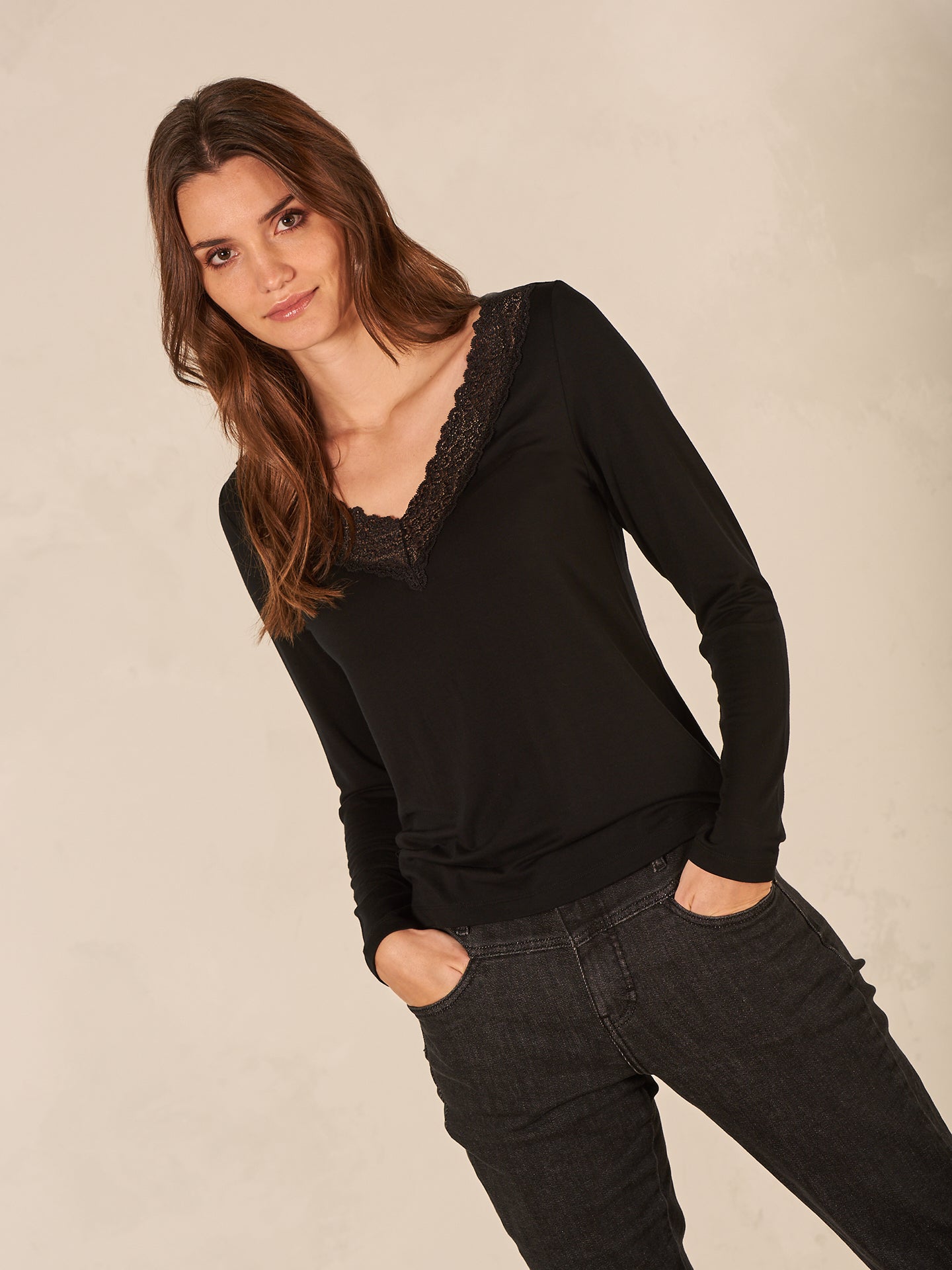 Long-sleeved shirt