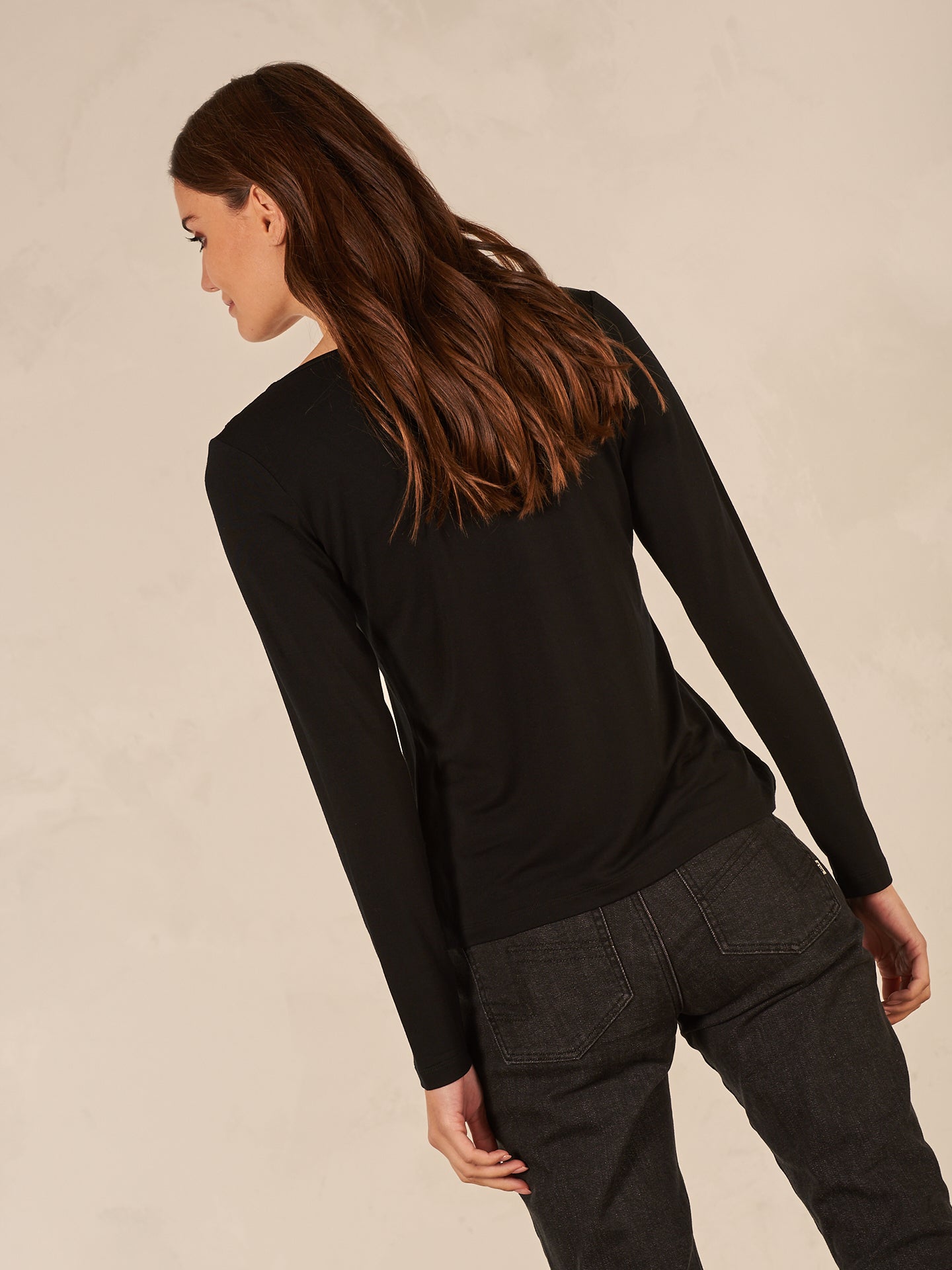 Long-sleeved shirt