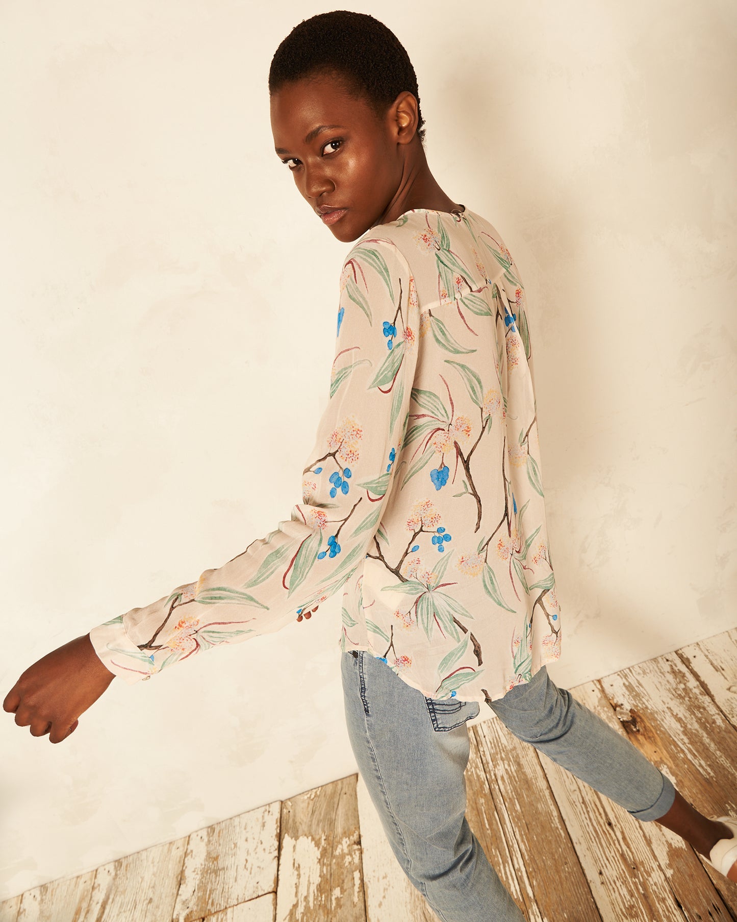 blouse avec patte de boutonnage