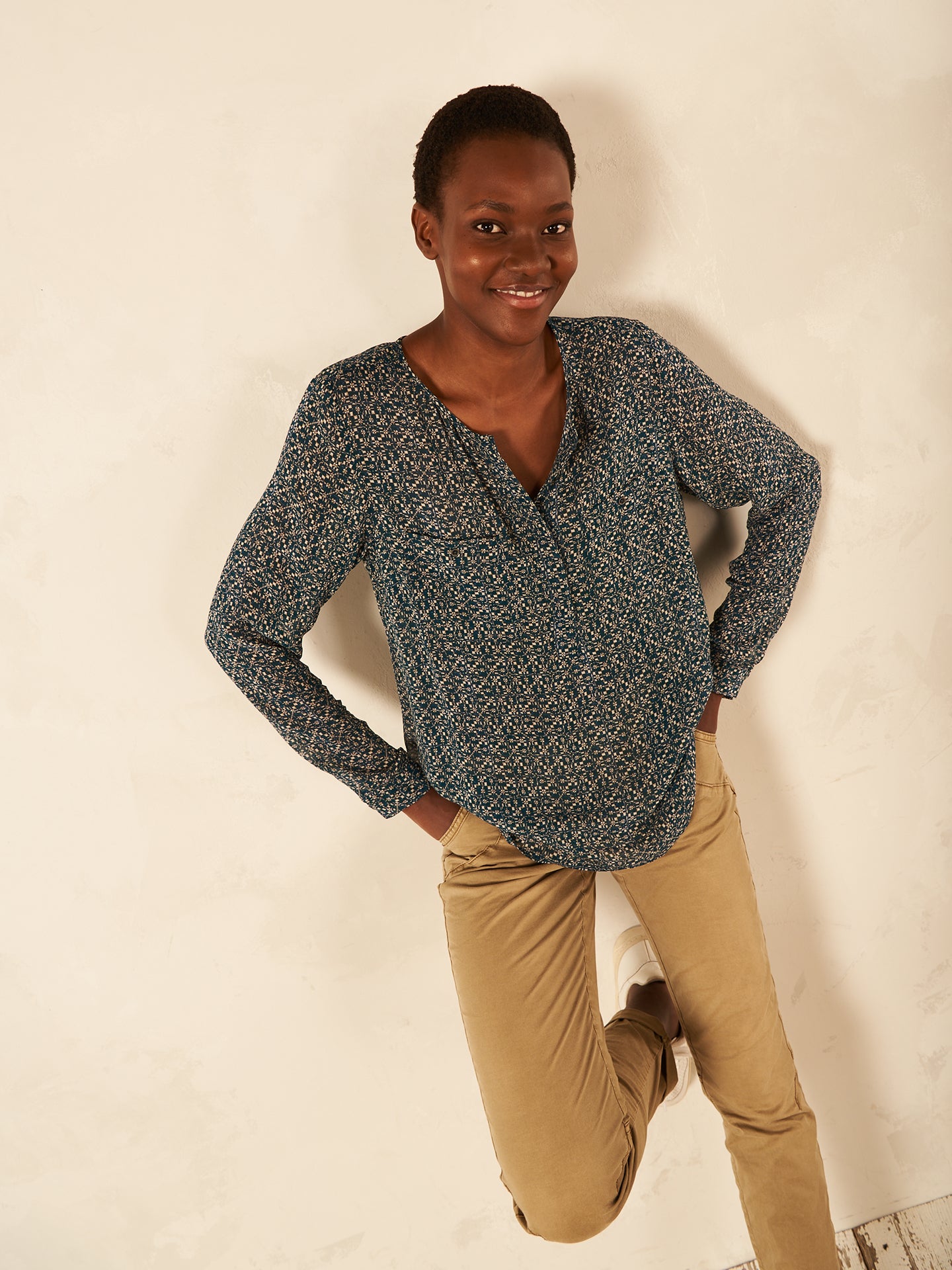 blouse avec patte de boutonnage