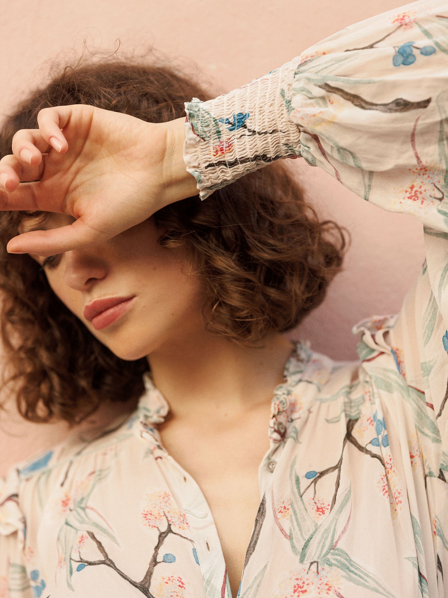 blouse avec détails à volants