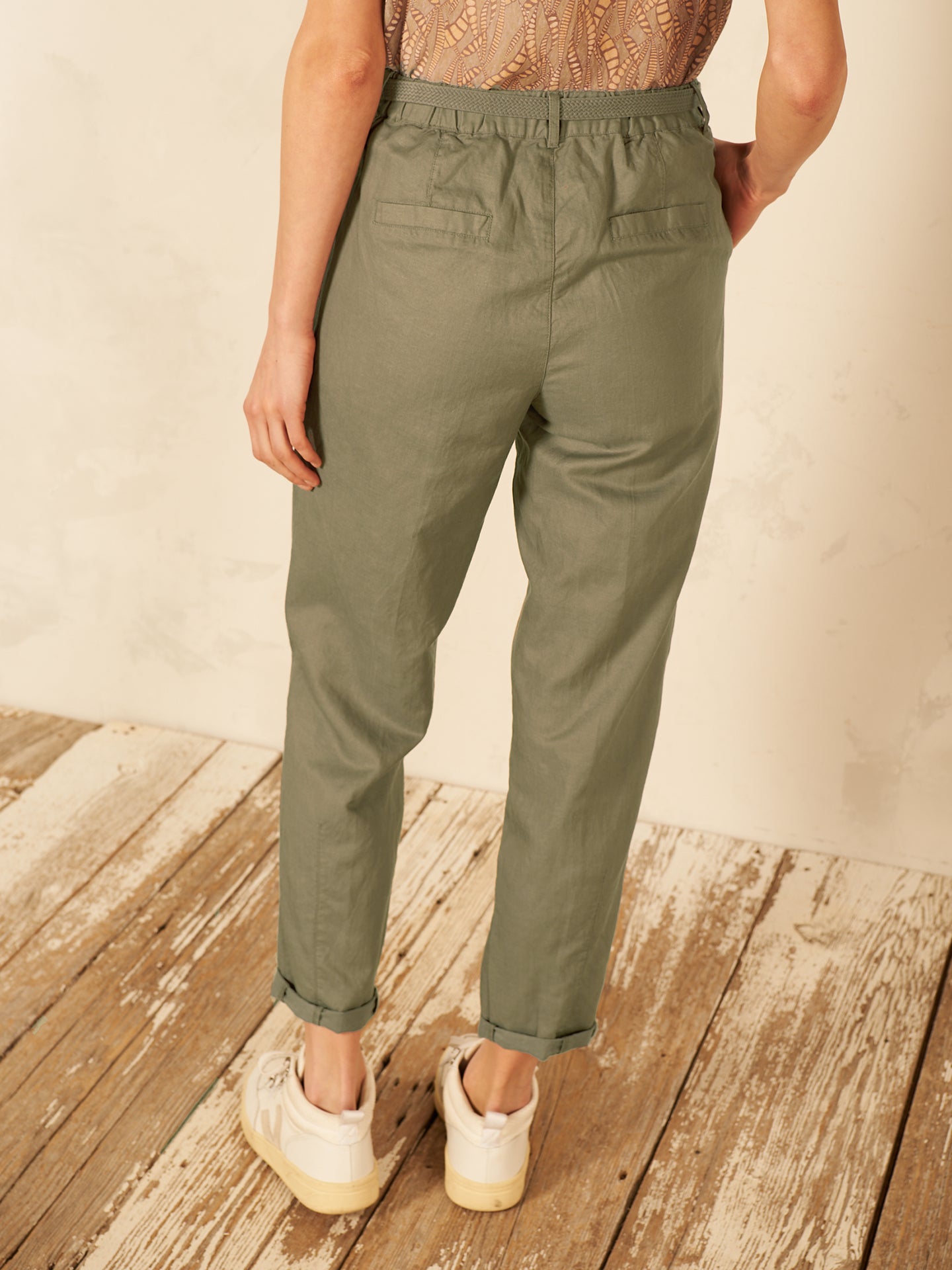 Hose mit Gürtel