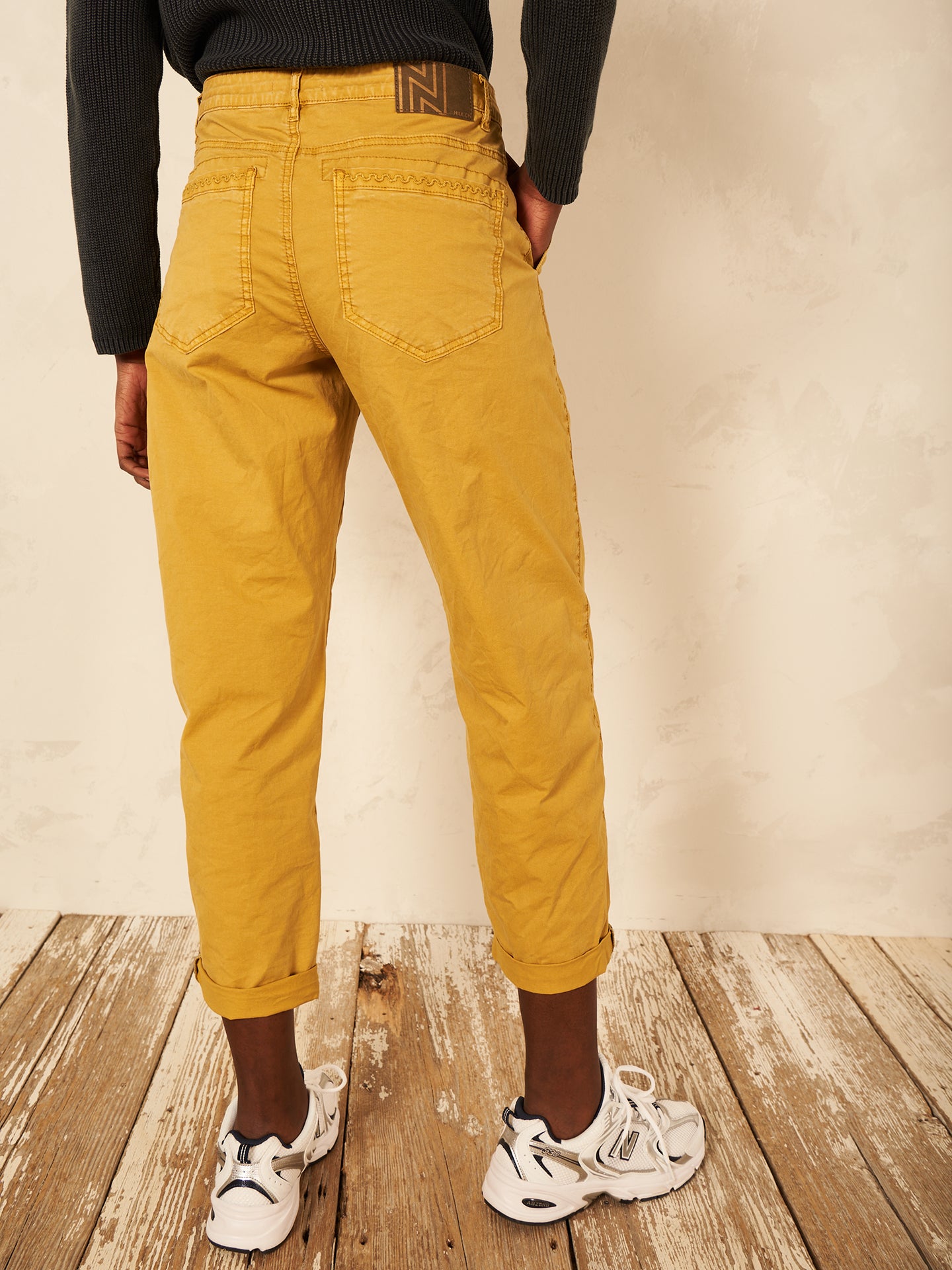 Pantaloni barrel fit