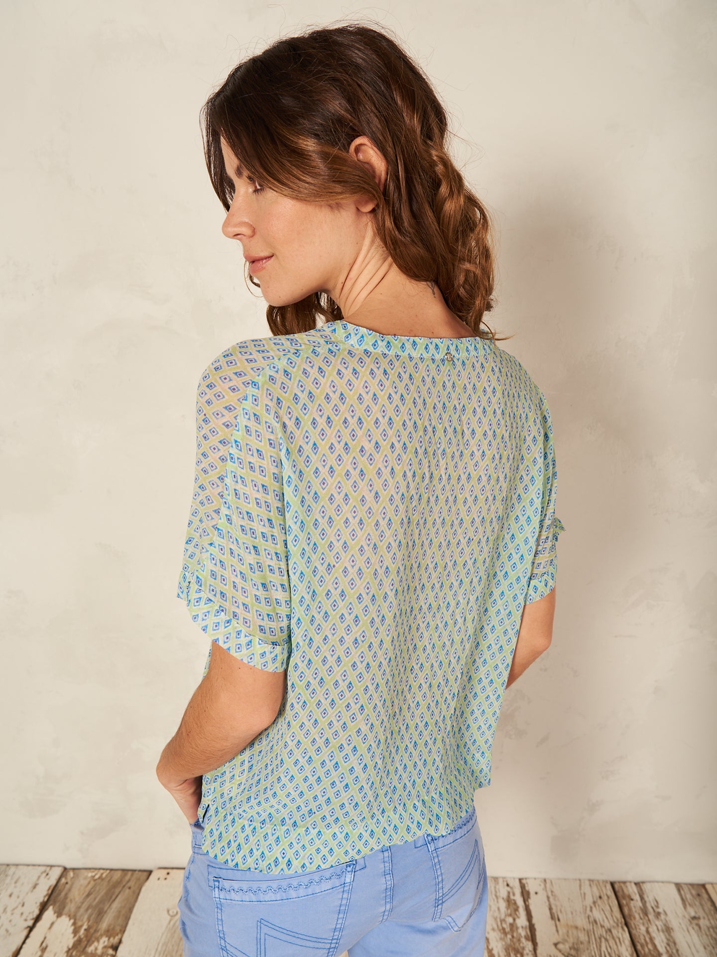 Bluse mit Stehkragen