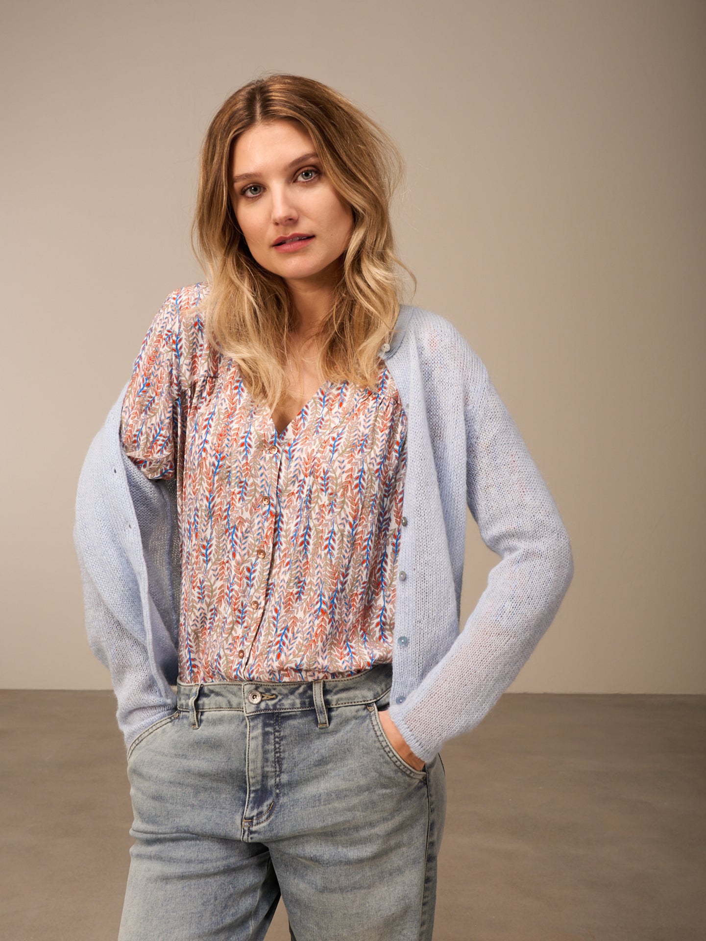 Strickjacke mit Knopfverschluss