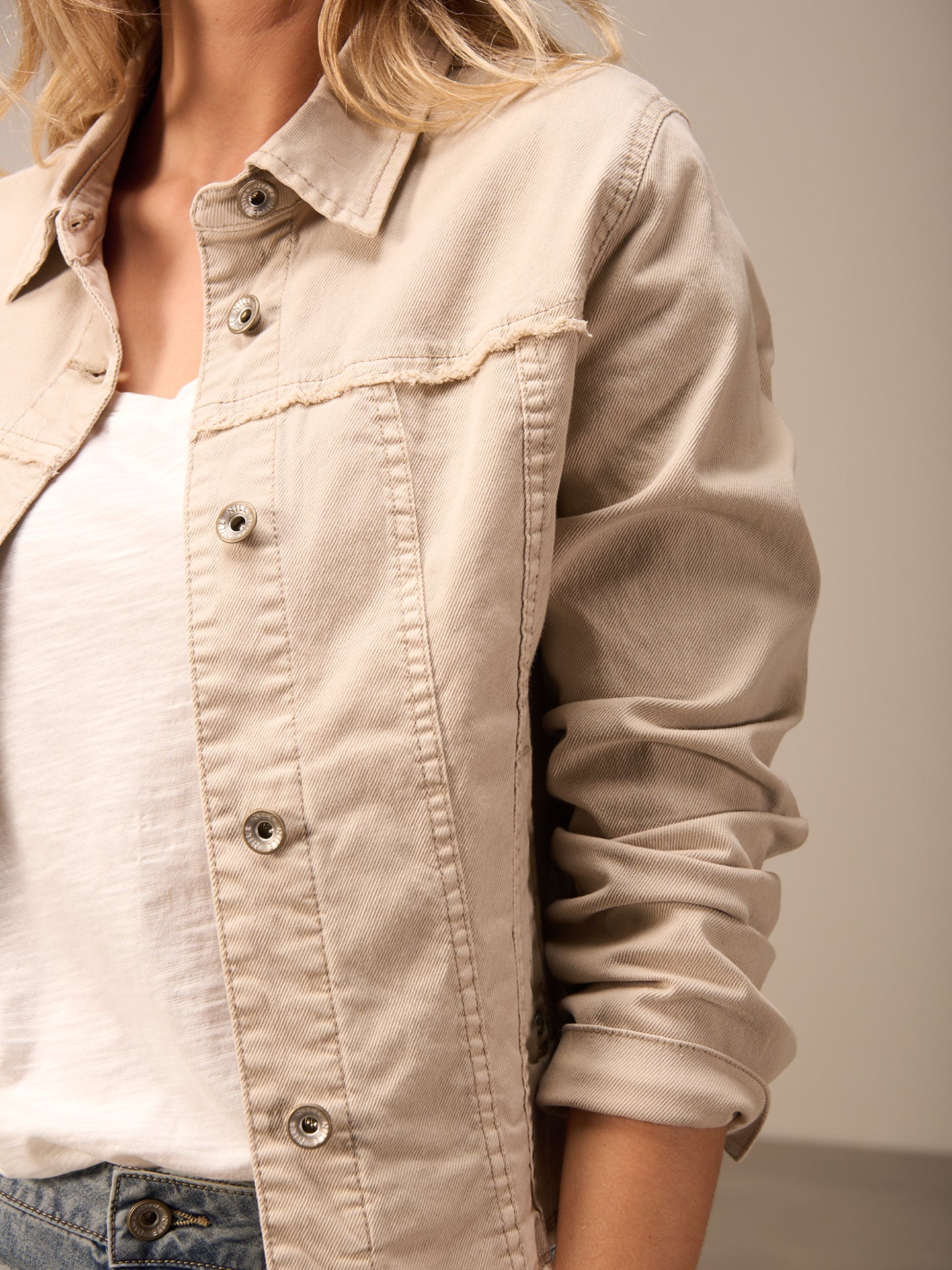 Leichte Jacke