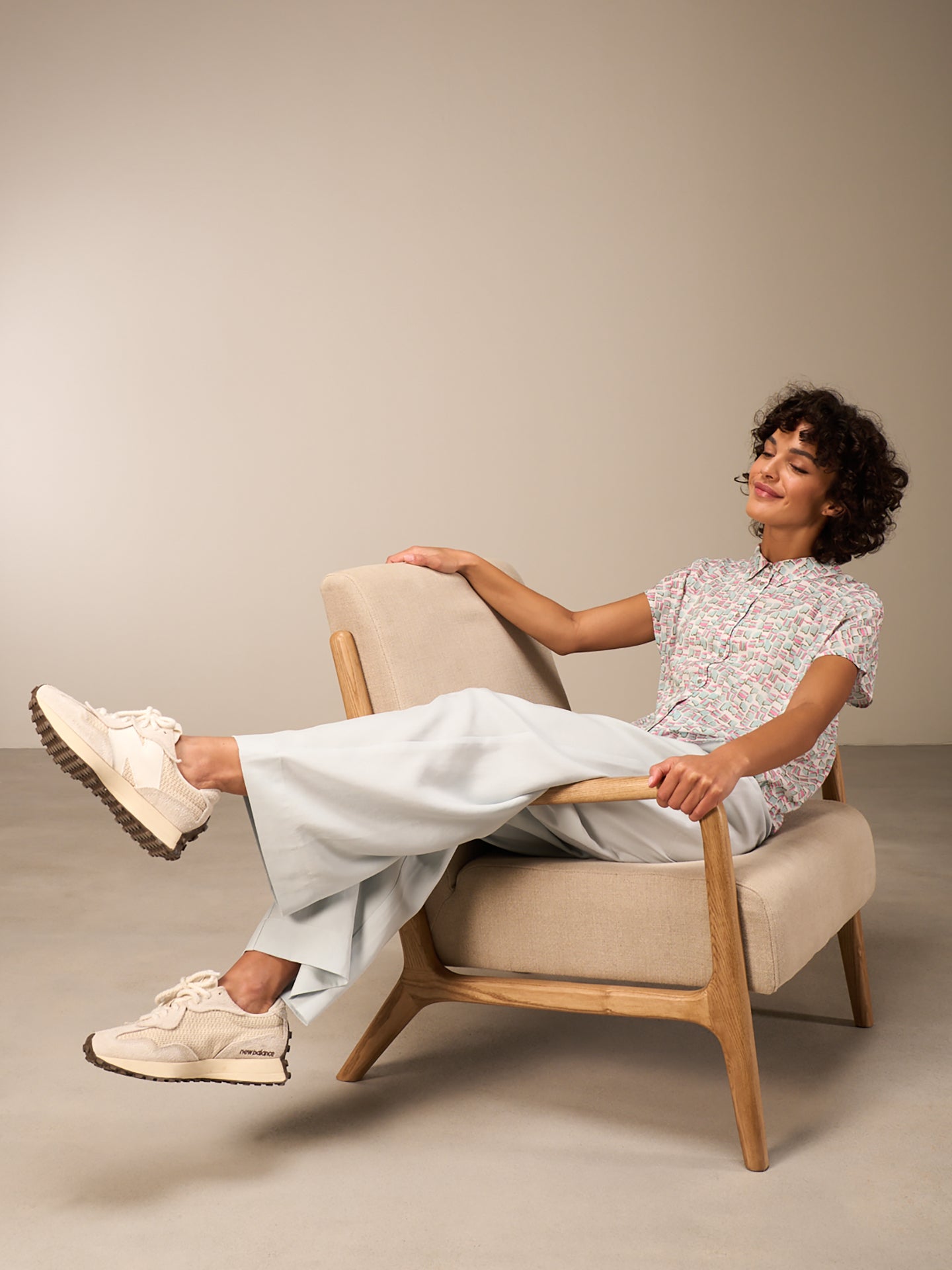 Blouse with button placket