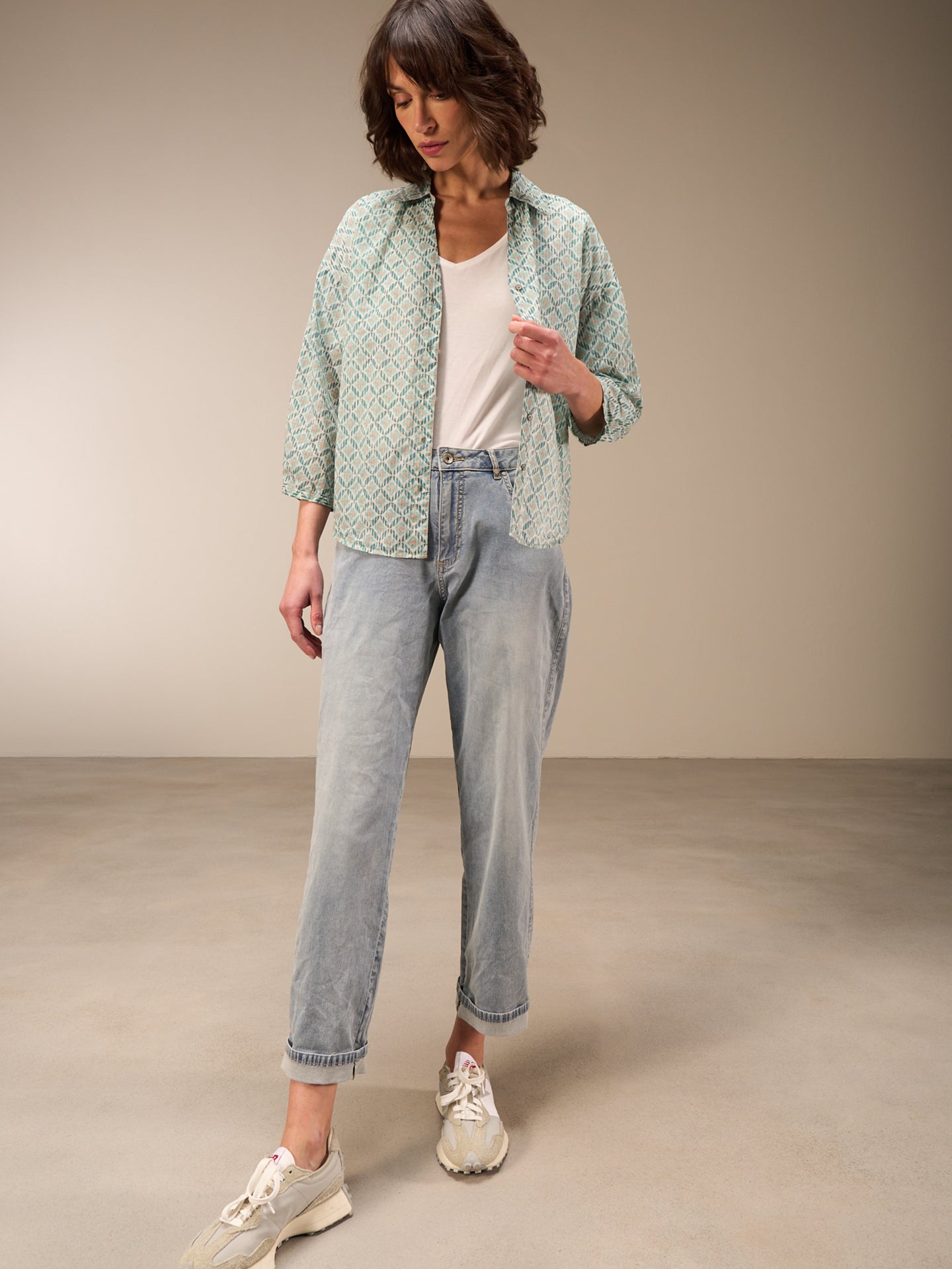 jean straight