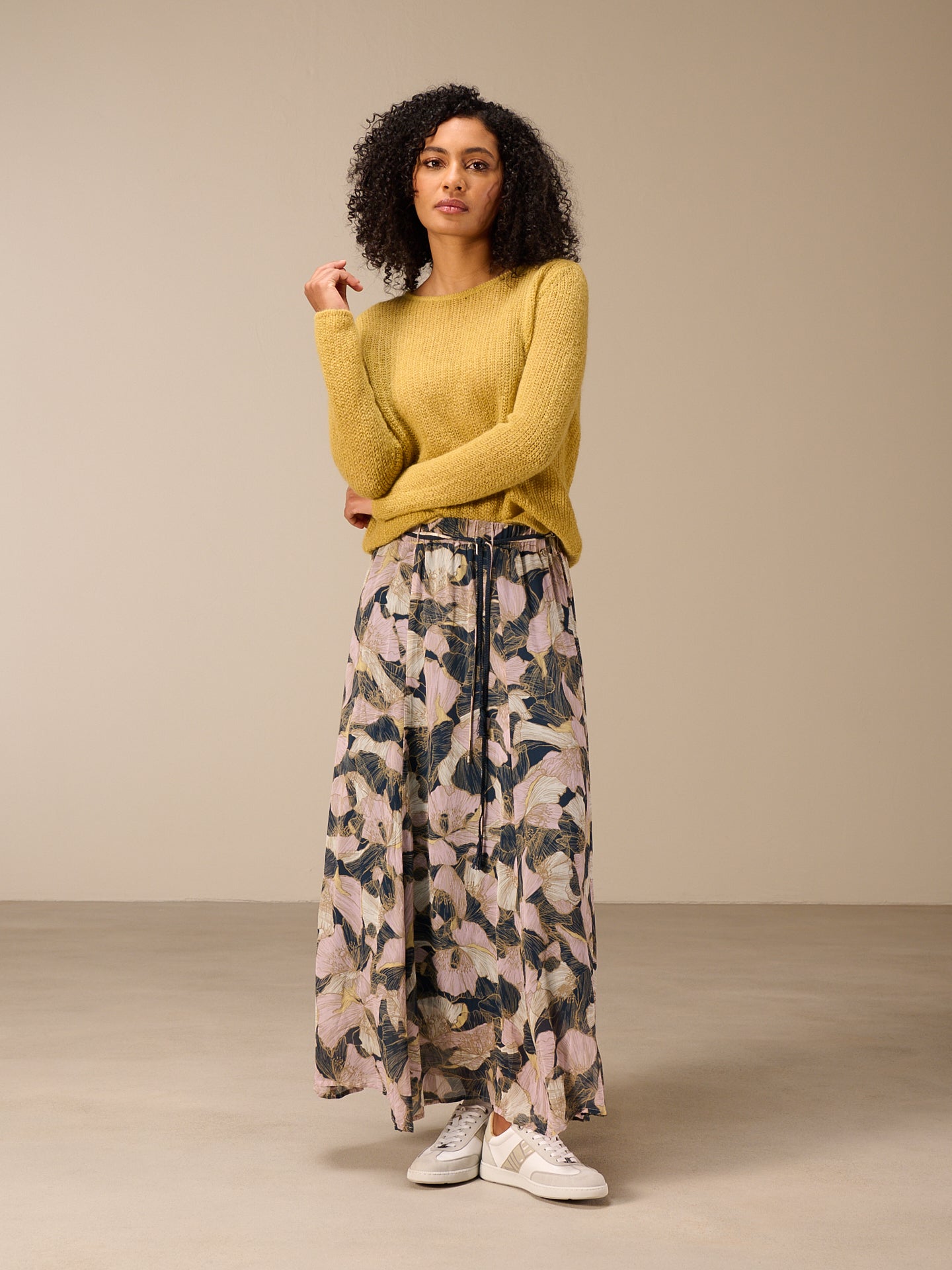 Loose-knit sweater