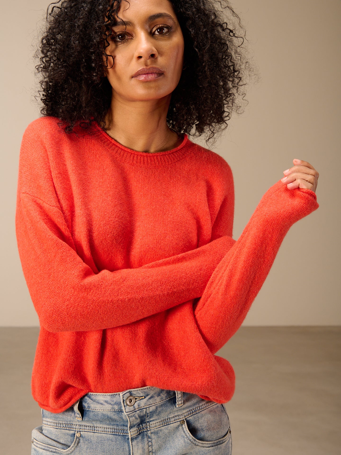 Maglione con scollo rotondo