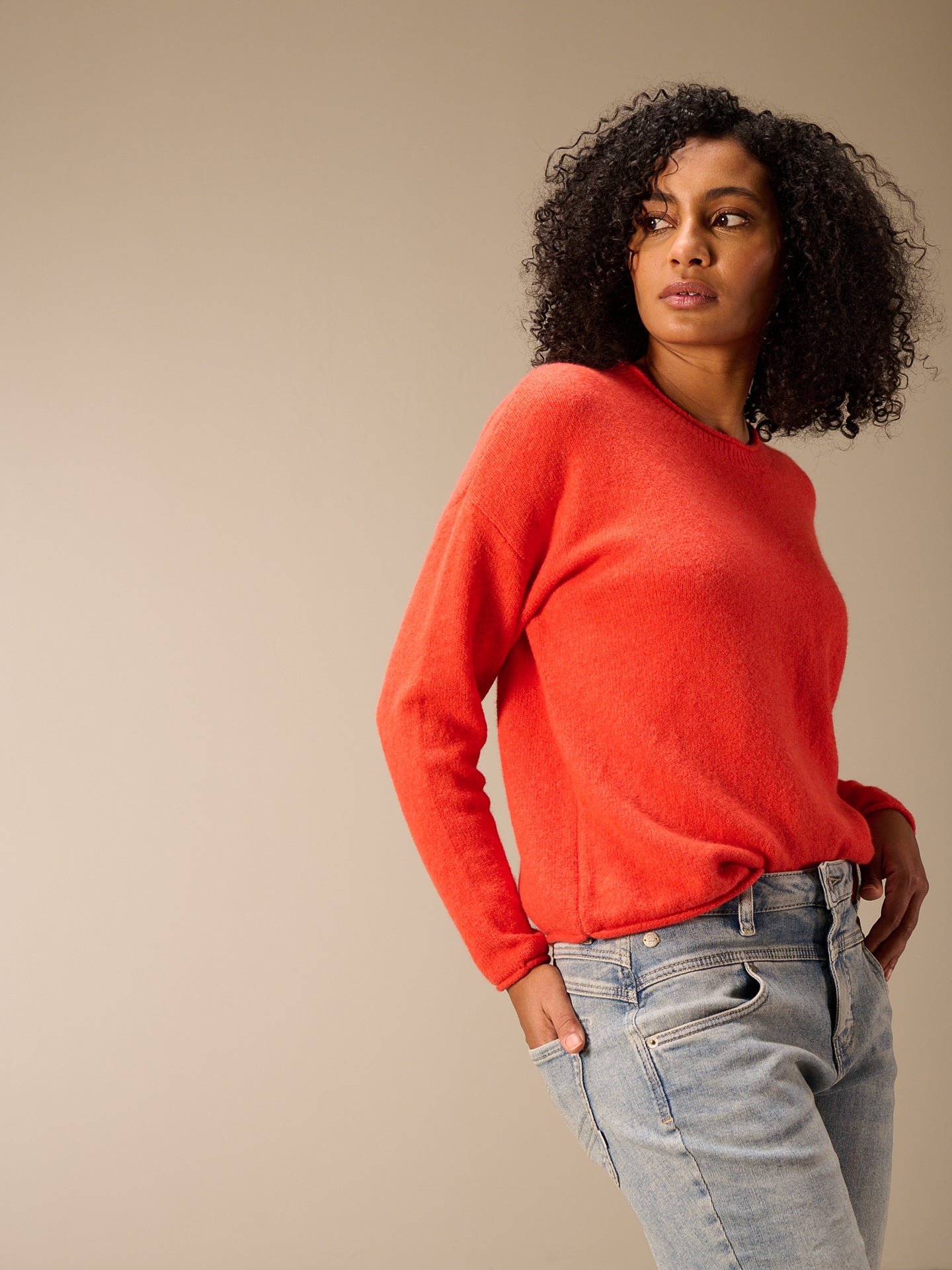 Maglione con scollo rotondo