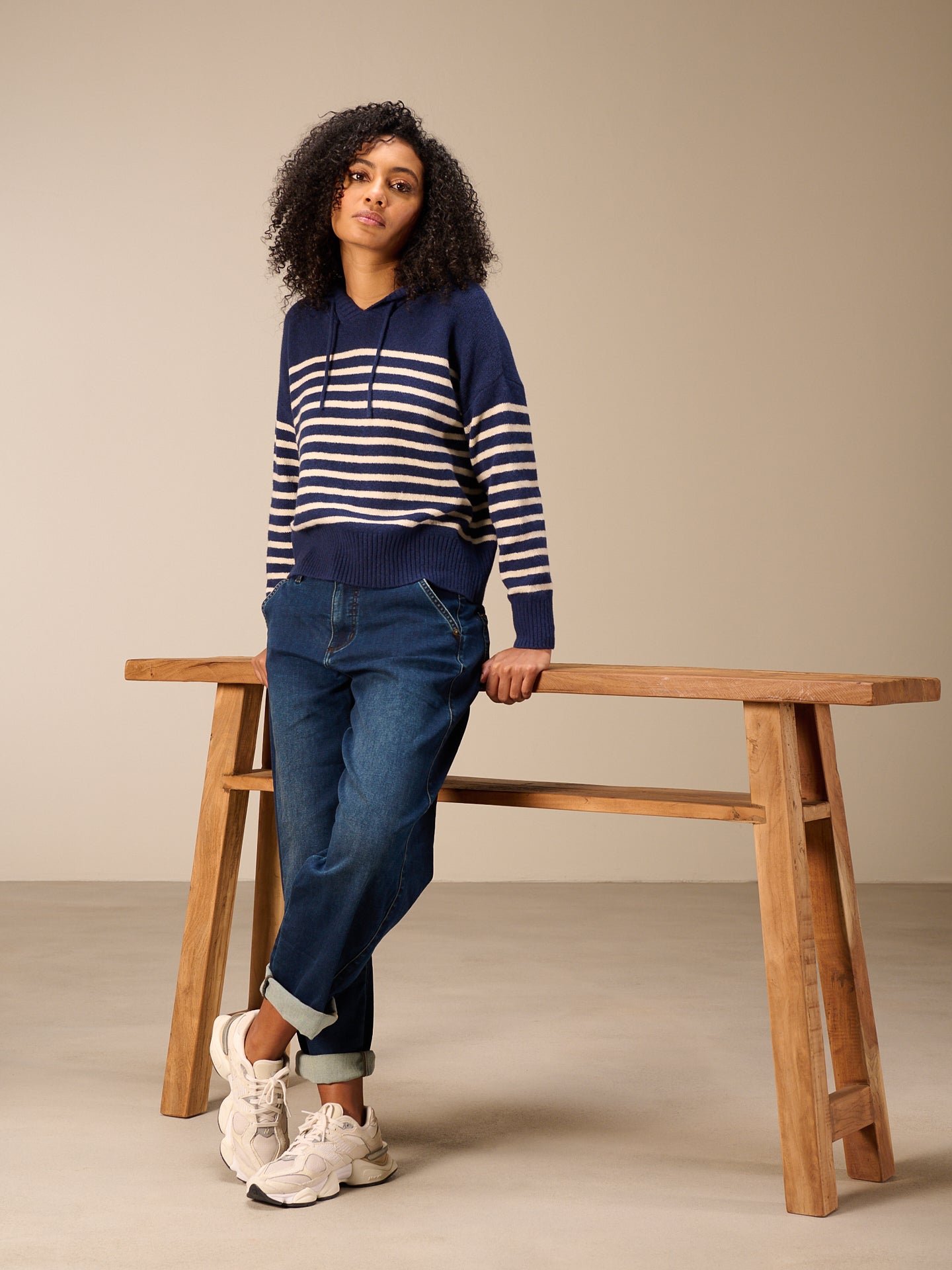 Maglione con cappuccio