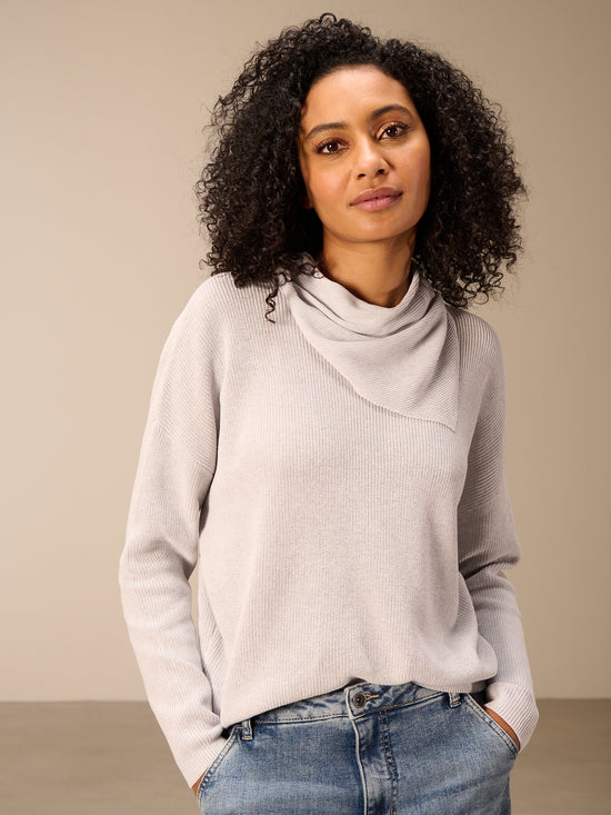 Maglione con scollo rotondo