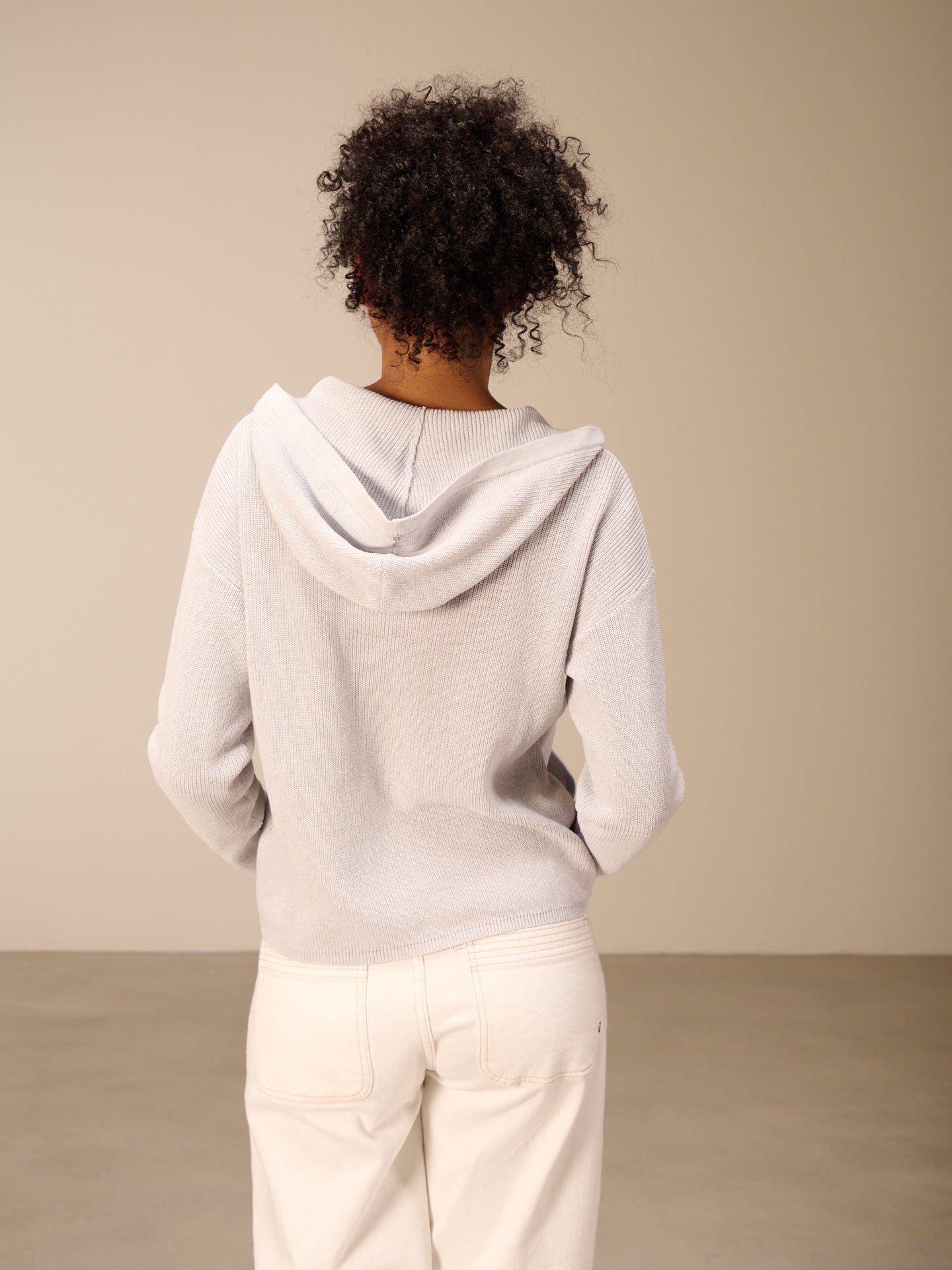 Giacca in maglia con cappuccio